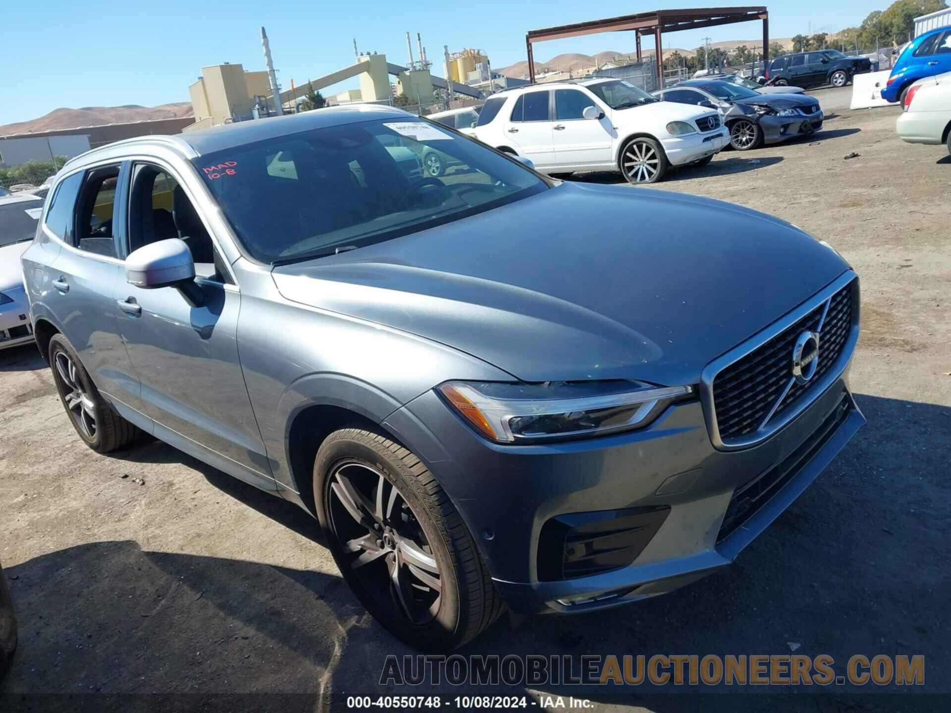 LYV102RM2JB118125 VOLVO XC60 2018