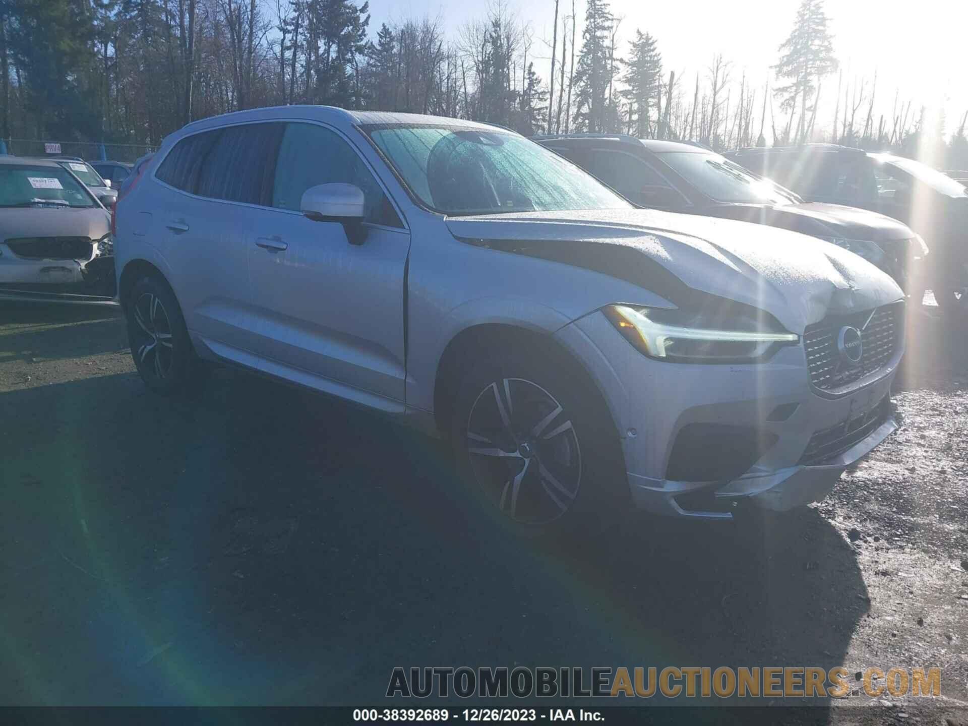 LYV102RM5JB101321 VOLVO XC60 2018