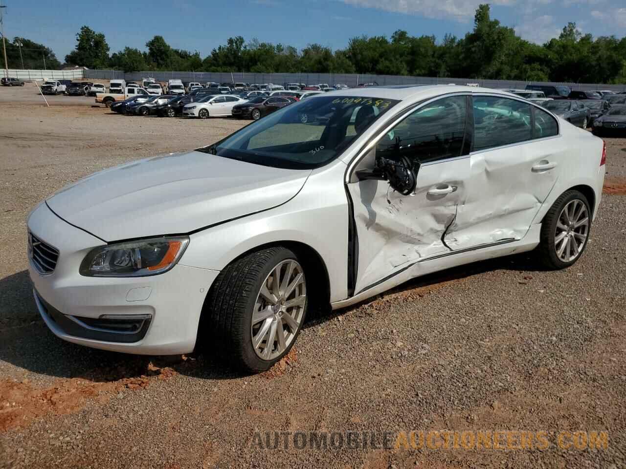 LYV402FM1GB087833 VOLVO S60 2016