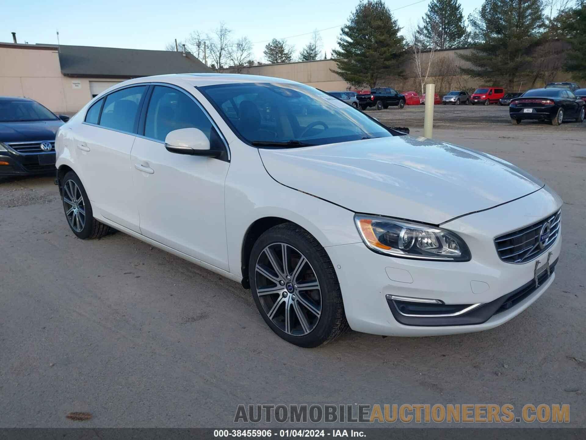 LYV402FM3GB093665 VOLVO S60 INSCRIPTION 2016