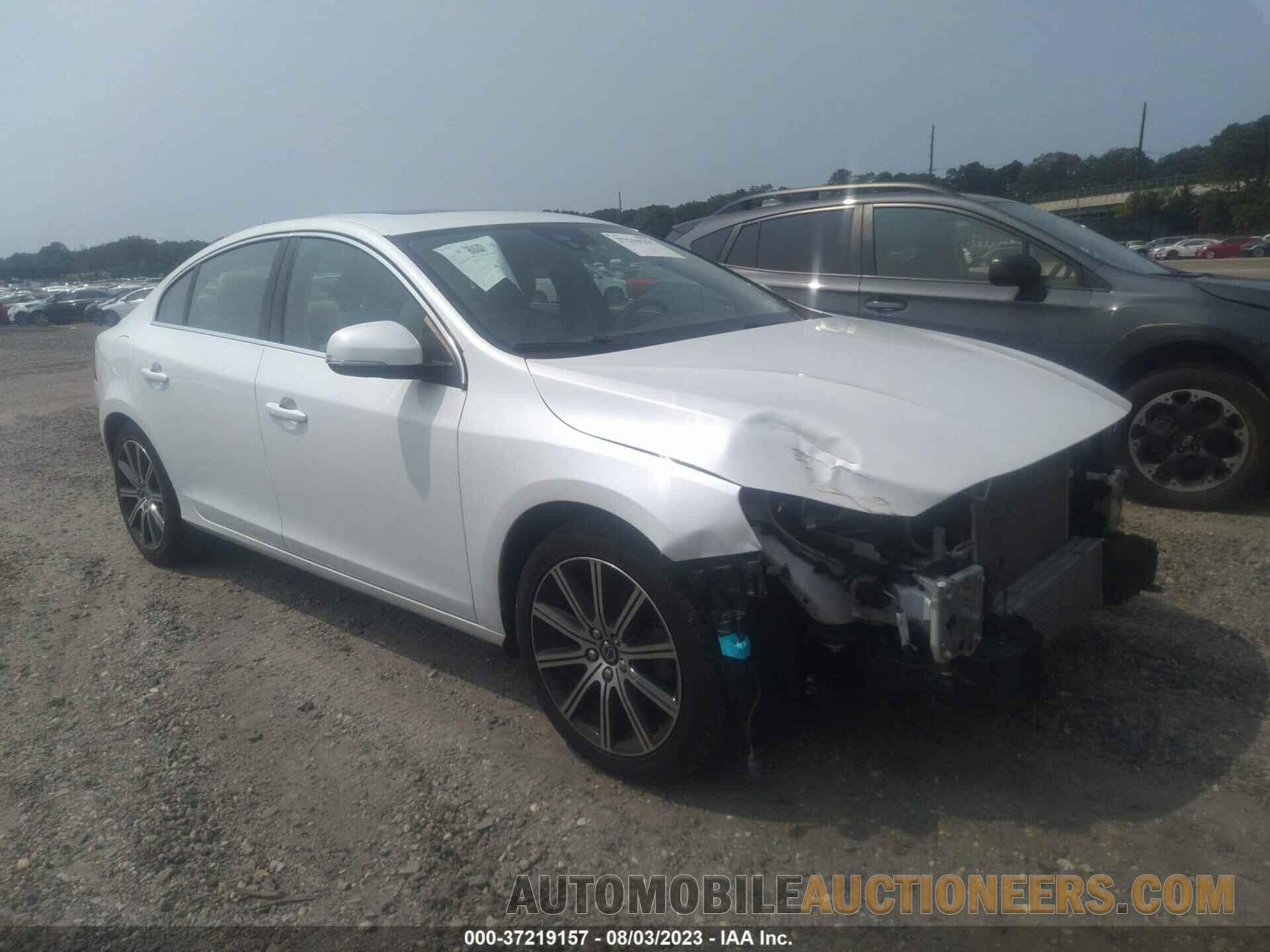 LYV402HK0JB158944 VOLVO S60 2018