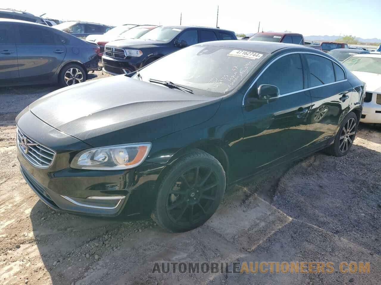 LYV402HK1HB126935 VOLVO S60 2017