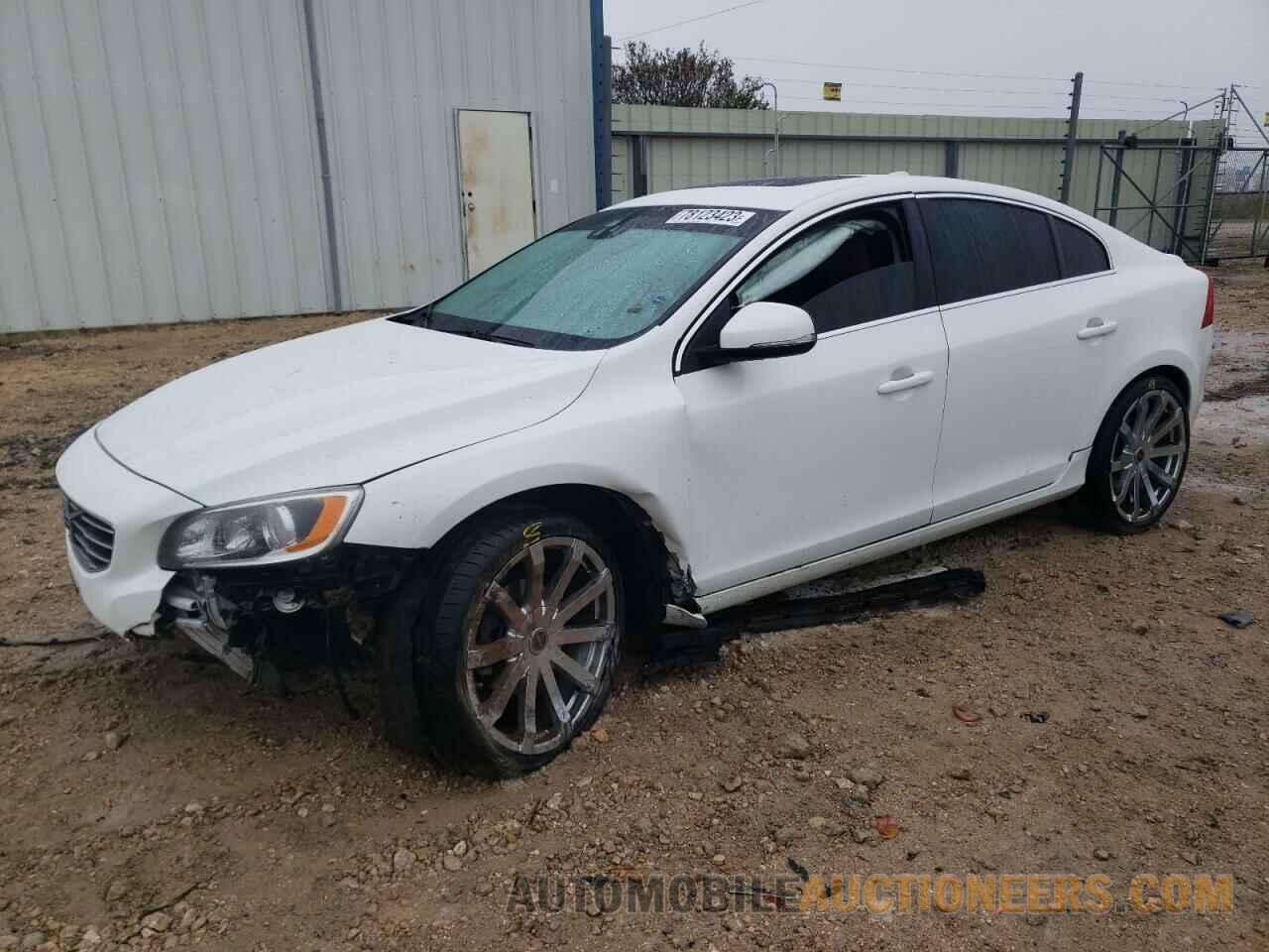 LYV402HK1JB174750 VOLVO S60 2018