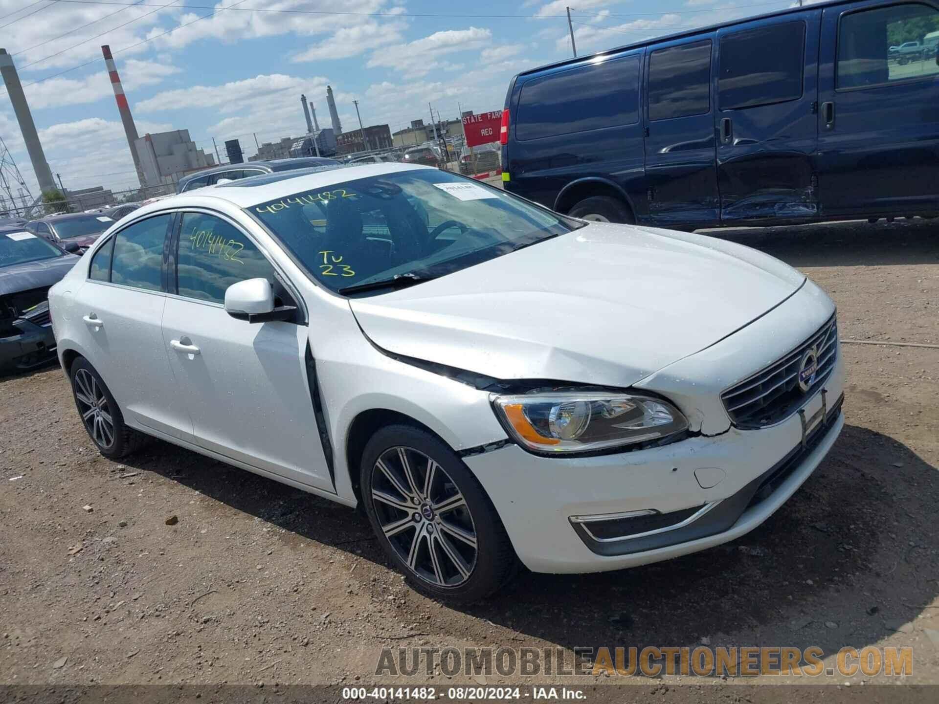 LYV402HK2HB129956 VOLVO S60 INSCRIPTION 2017