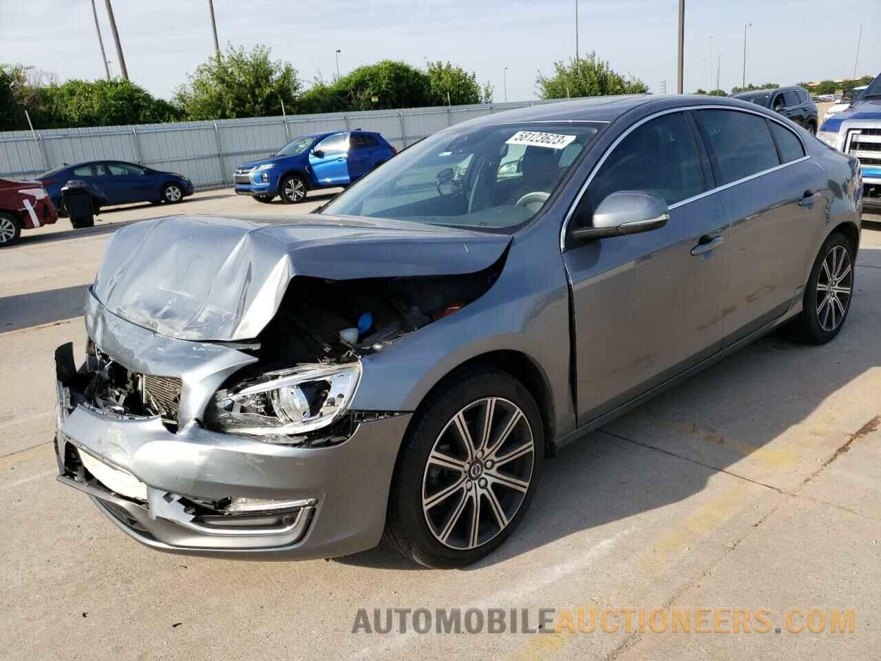 LYV402HK2JB156192 VOLVO S60 2018