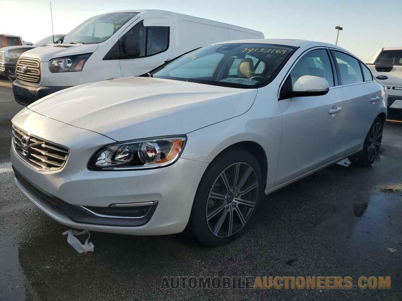 LYV402HK3JB176984 VOLVO S60 2018