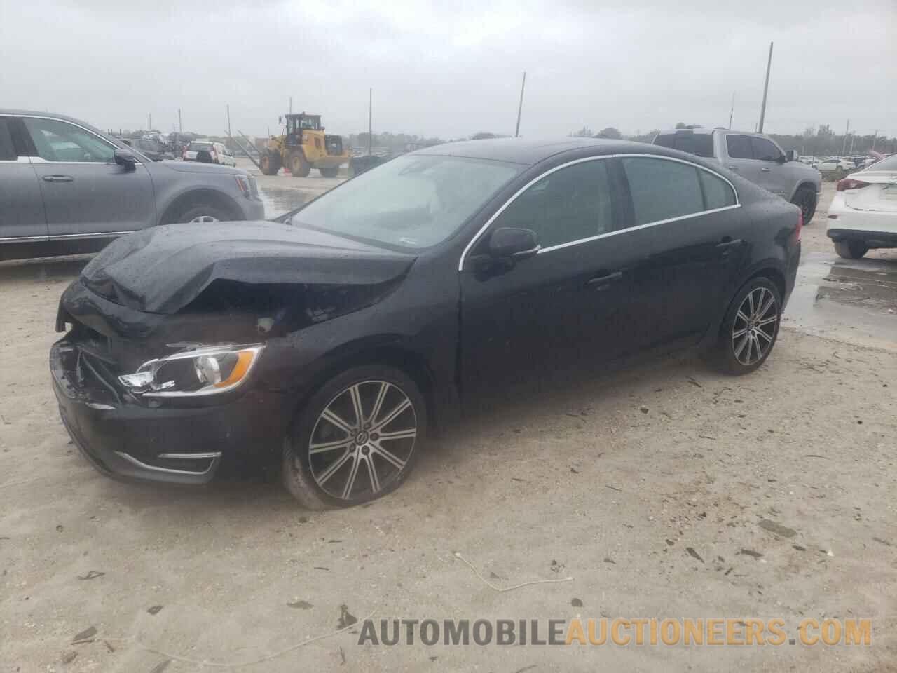 LYV402HK4HB135497 VOLVO S60 2017