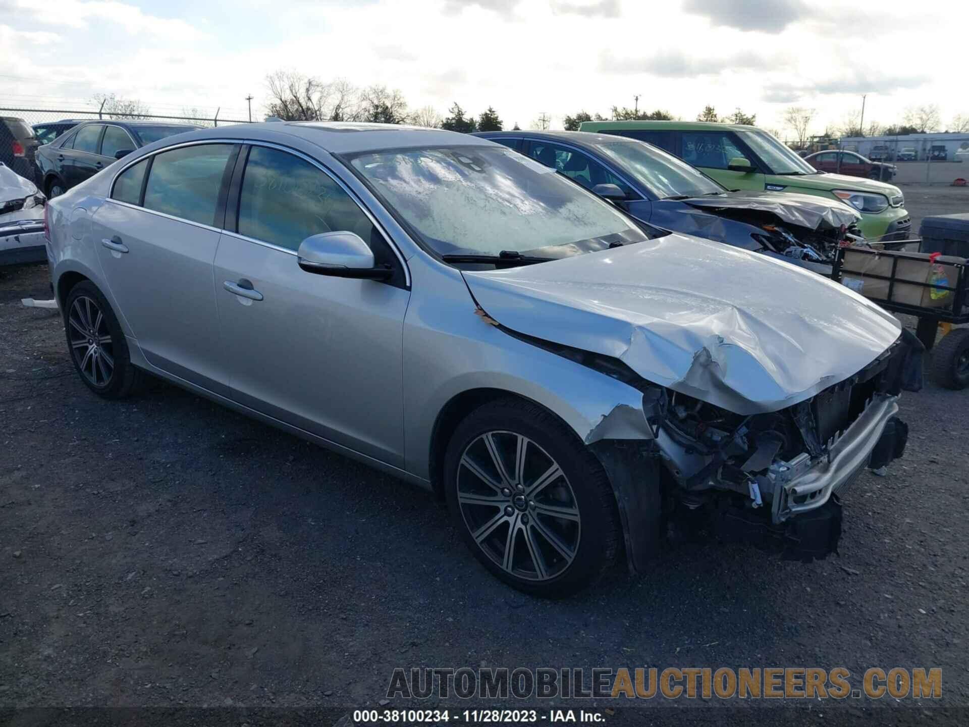 LYV402HK4HB136746 VOLVO S60 INSCRIPTION 2017