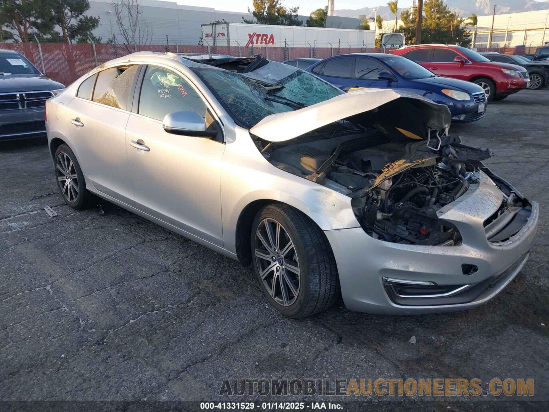 LYV402HK7HB133405 VOLVO S60 INSCRIPTION 2017