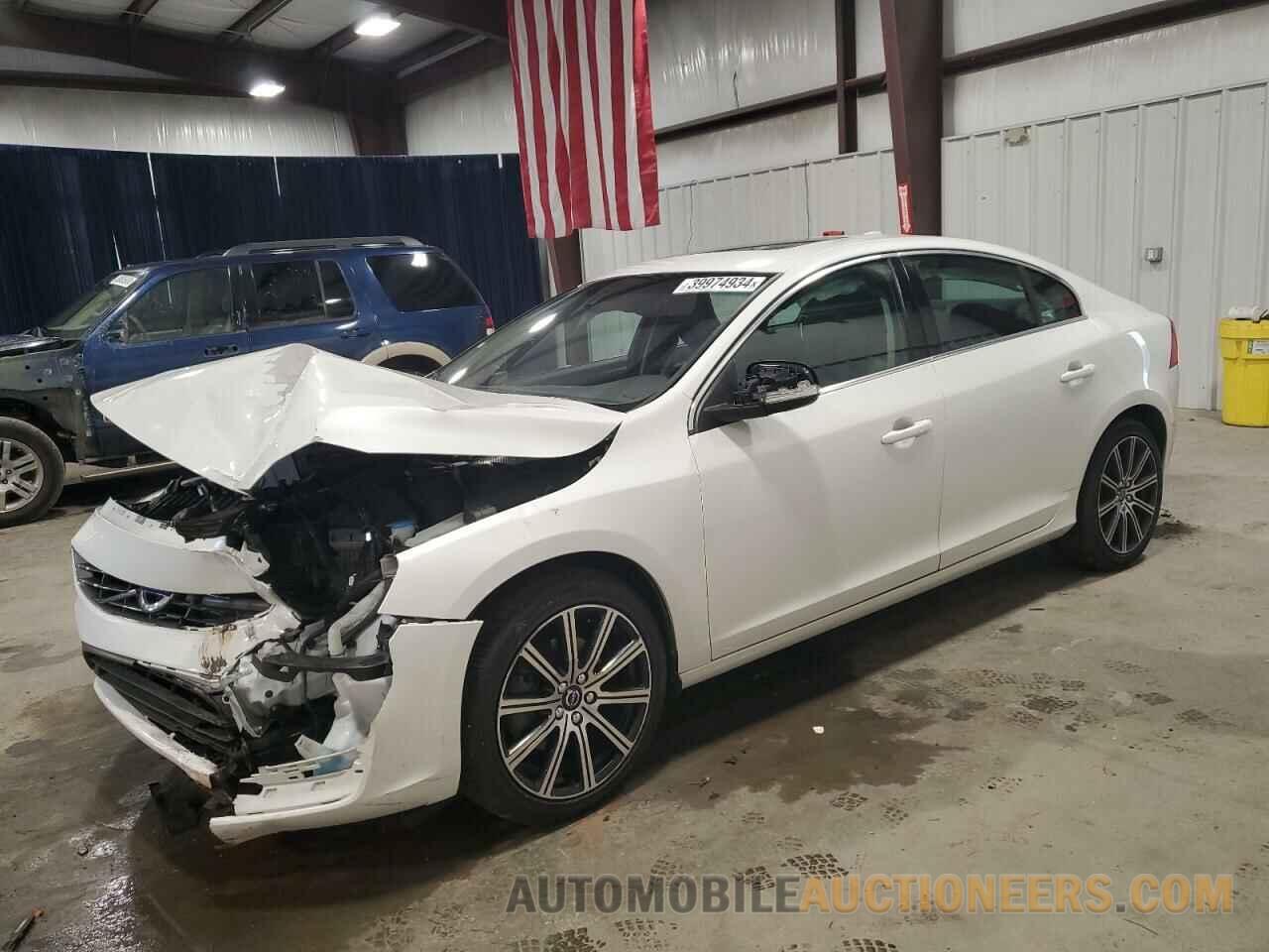 LYV402HK7JB170198 VOLVO S60 2018