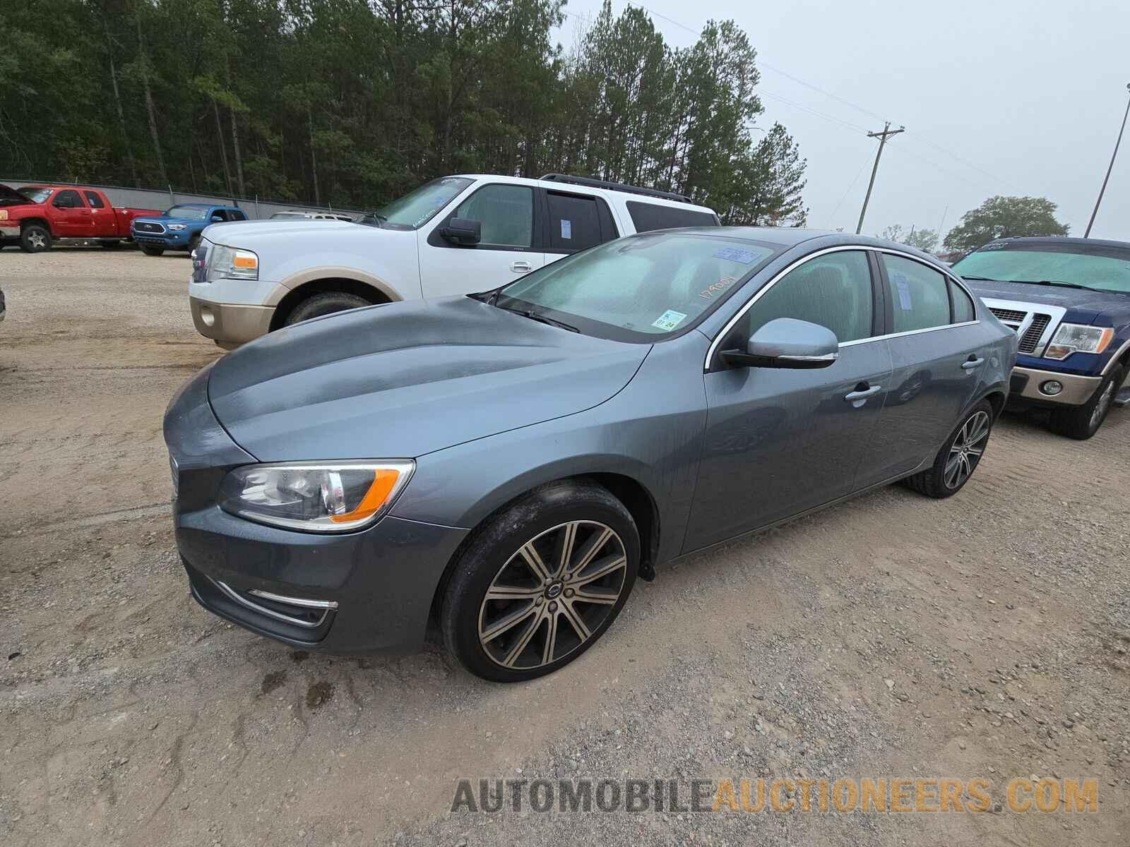 LYV402HK8JB179024 Volvo S60 2018