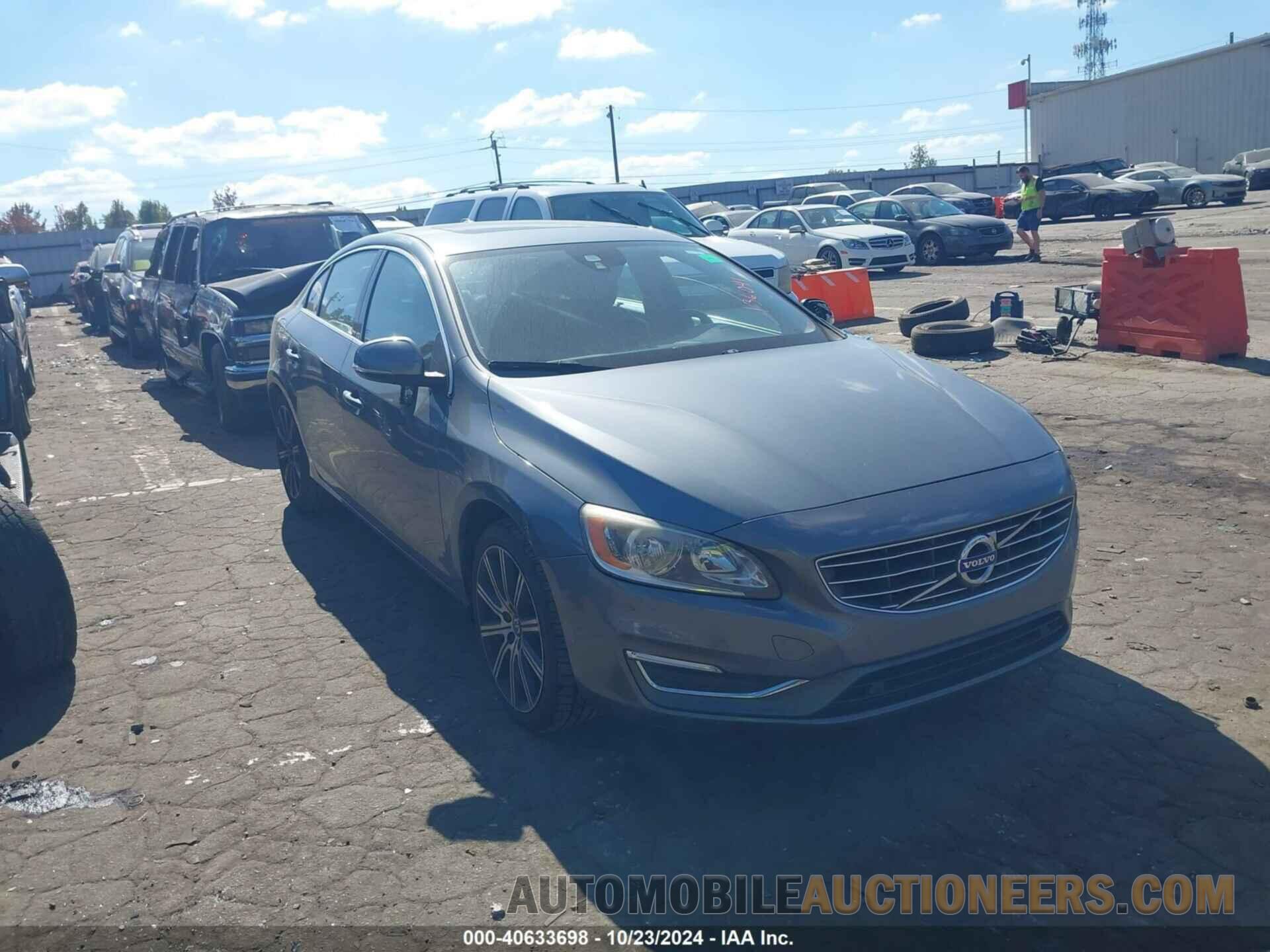 LYV402HKXHB136041 VOLVO S60 INSCRIPTION 2017