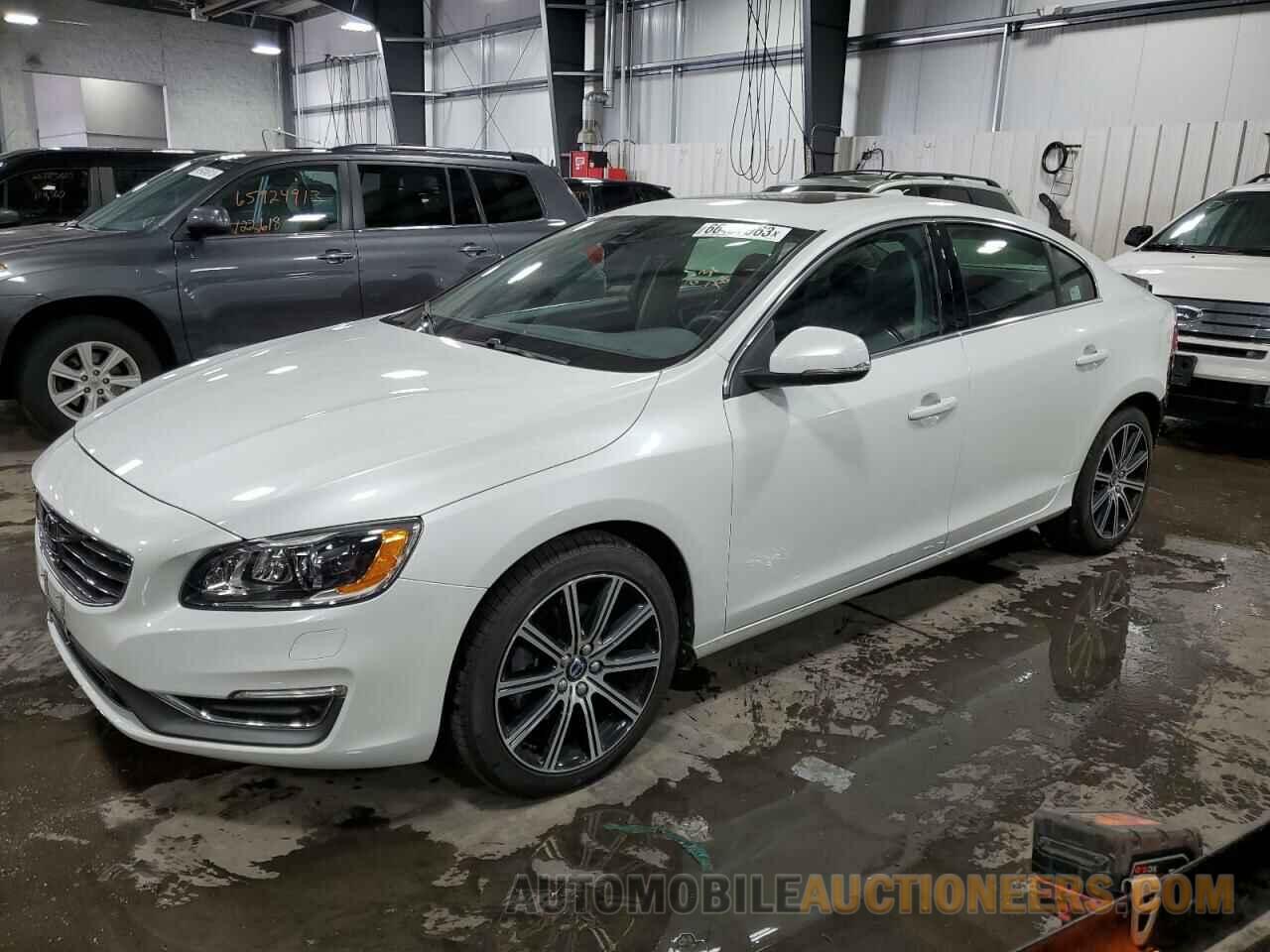 LYV402HM0JB171713 VOLVO S60 2018