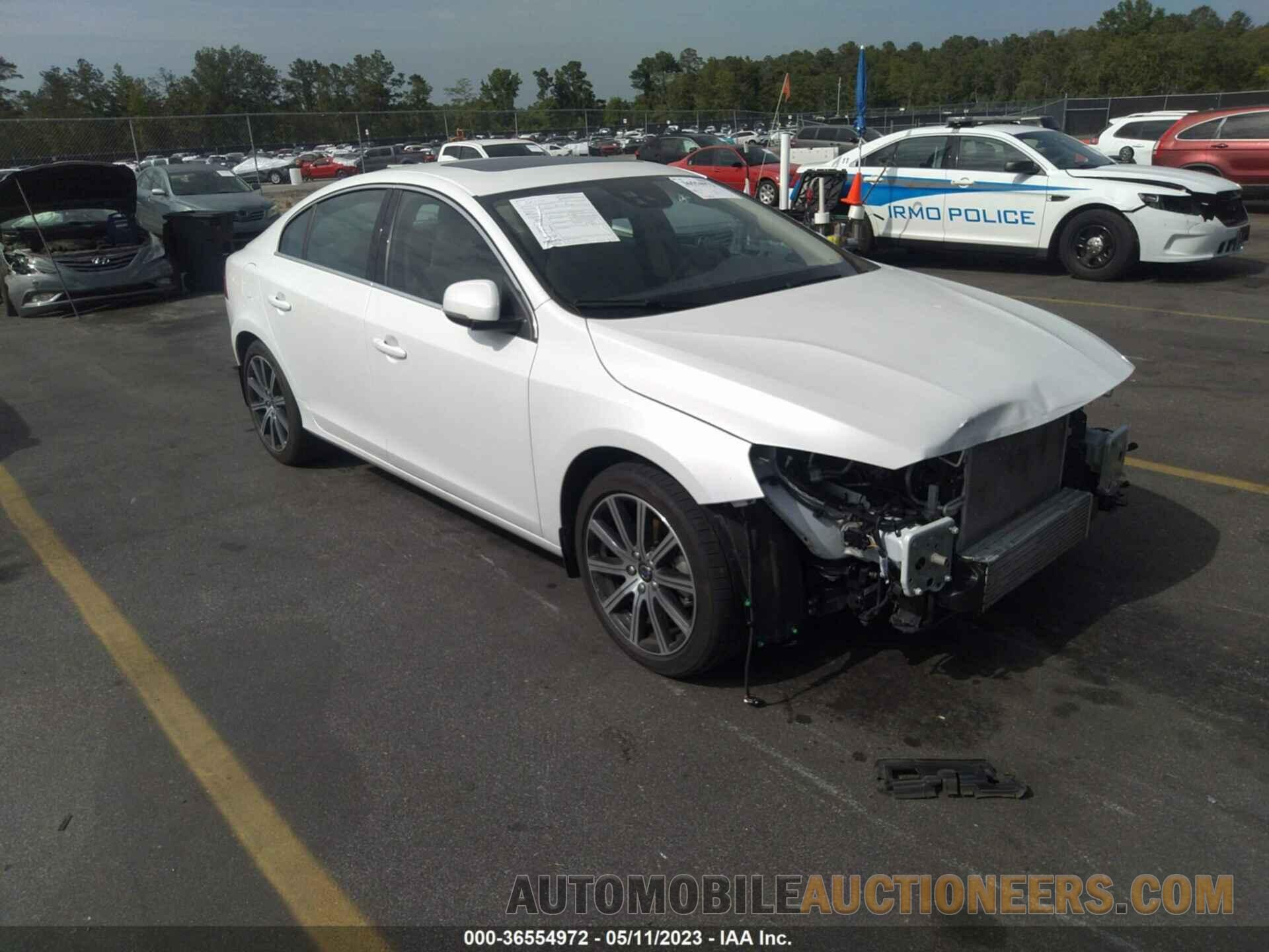 LYV402HM2JB158946 VOLVO S60 2018