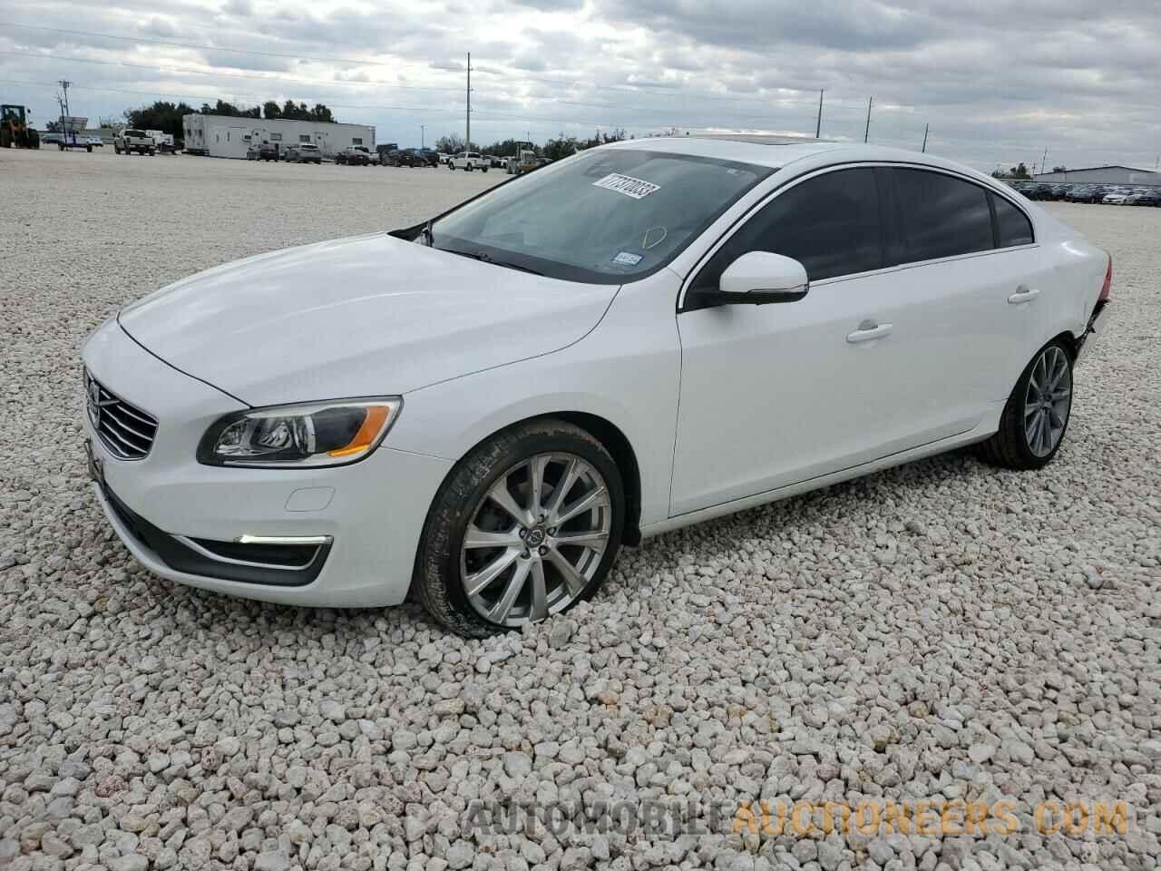 LYV402HM4HB142936 VOLVO S60 2017