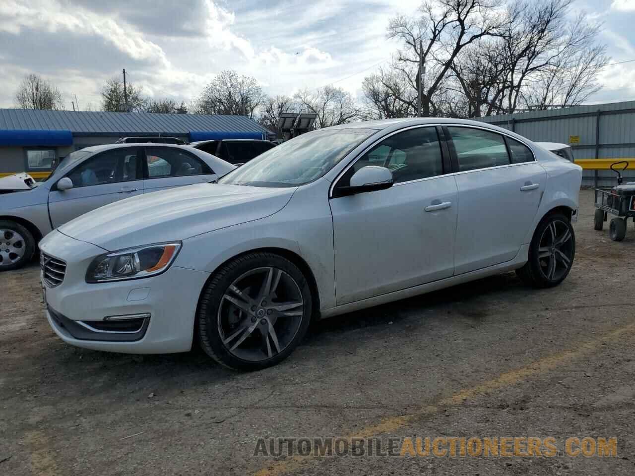 LYV402HM8HB148139 VOLVO S60 2017