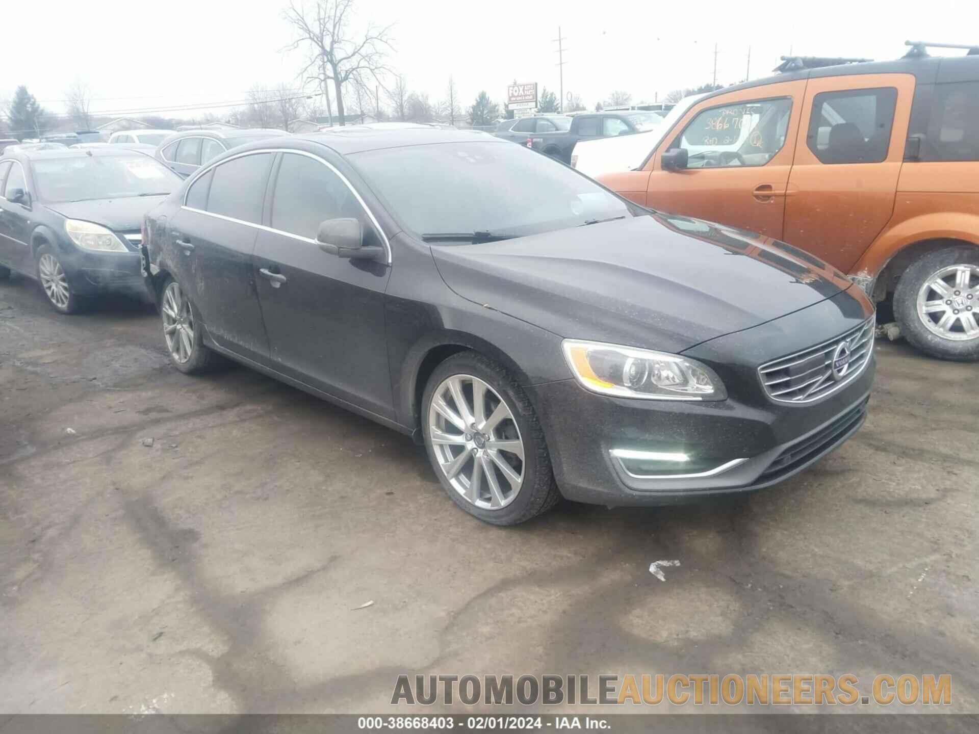 LYV402HM9HB133715 VOLVO S60 INSCRIPTION 2017