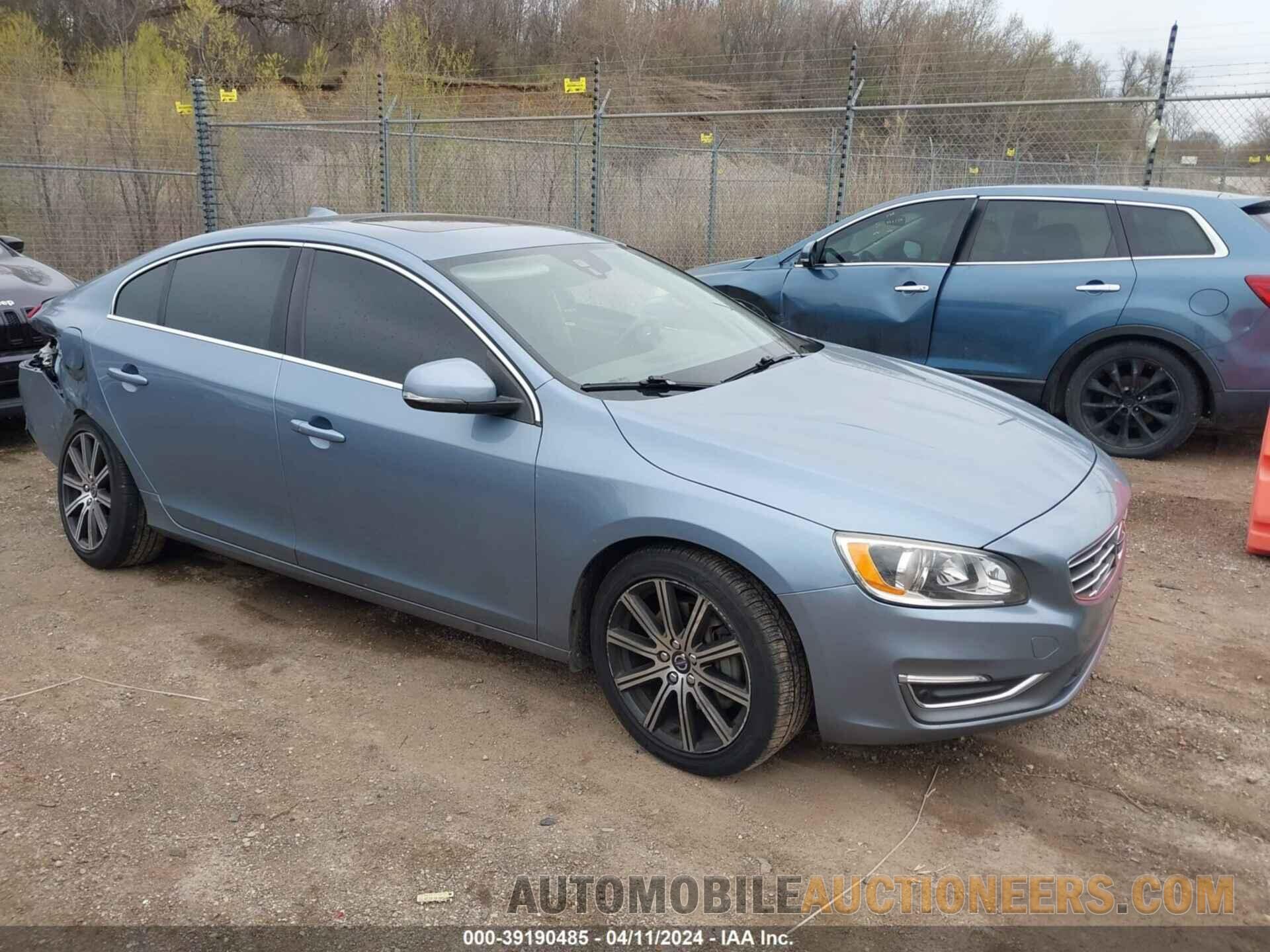 LYV402TK0HB133916 VOLVO S60 INSCRIPTION 2017