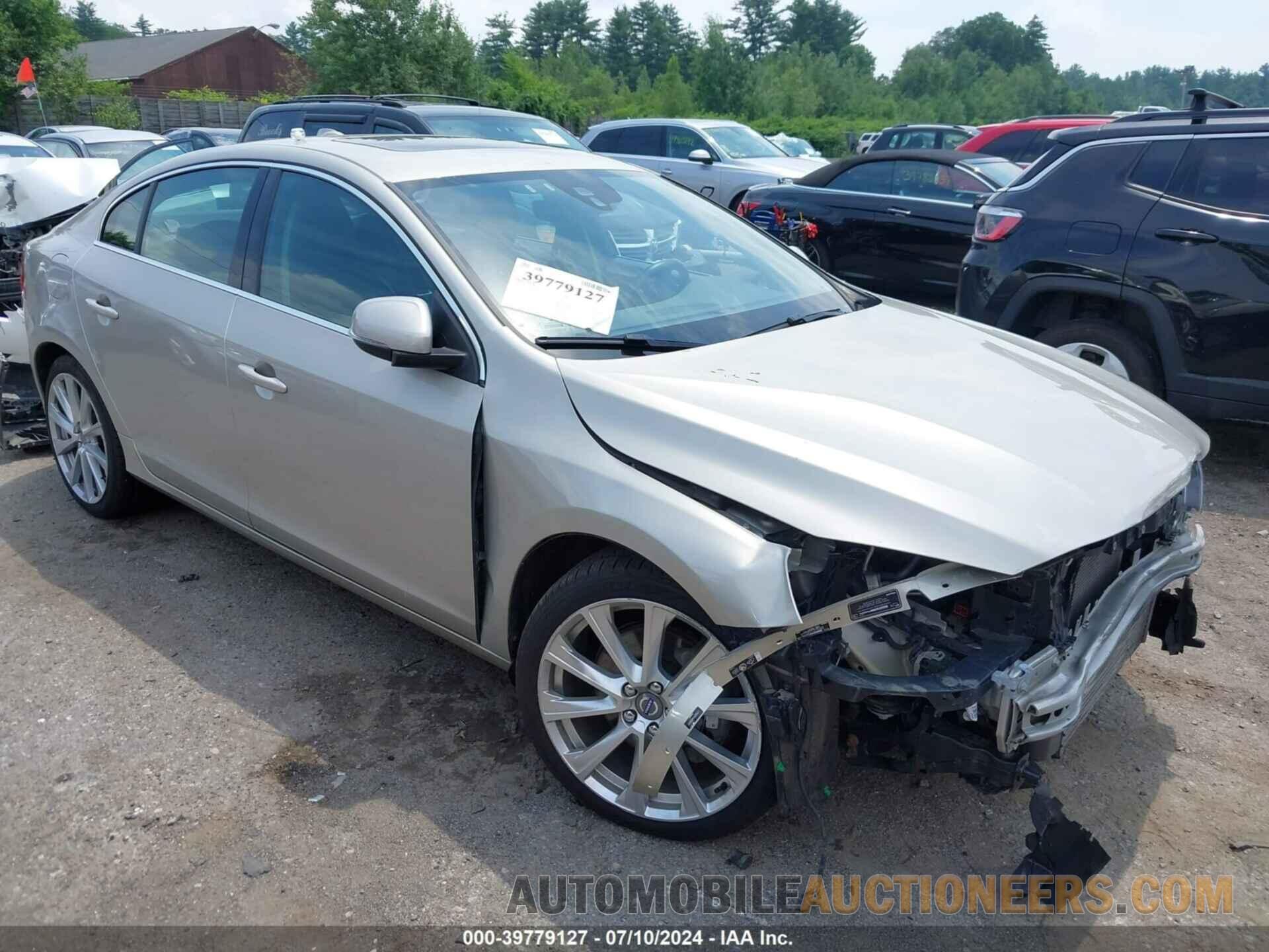 LYV402TK4HB129741 VOLVO S60 2017