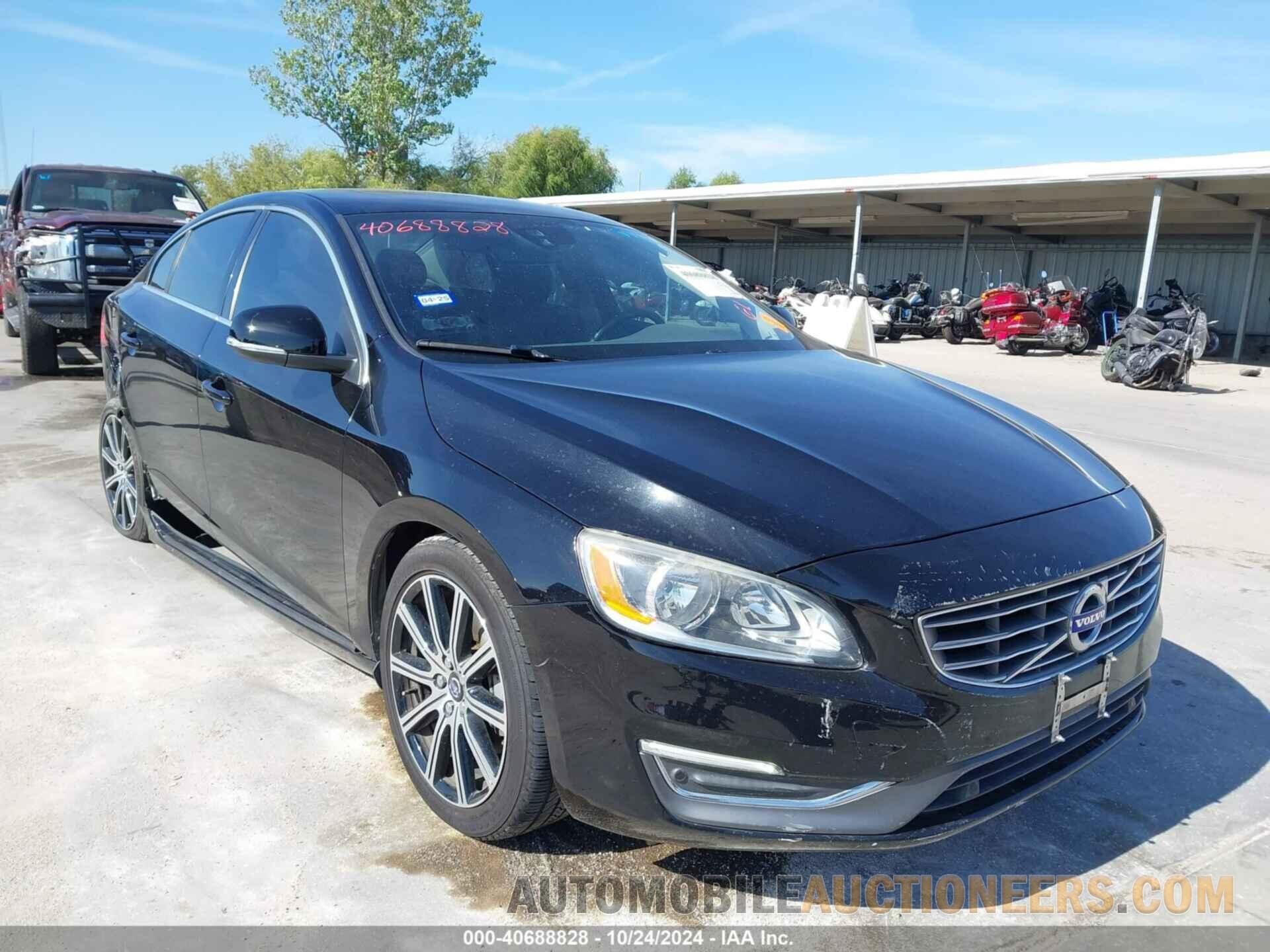 LYV402TK4HB195402 VOLVO S60 INSCRIPTION 2017