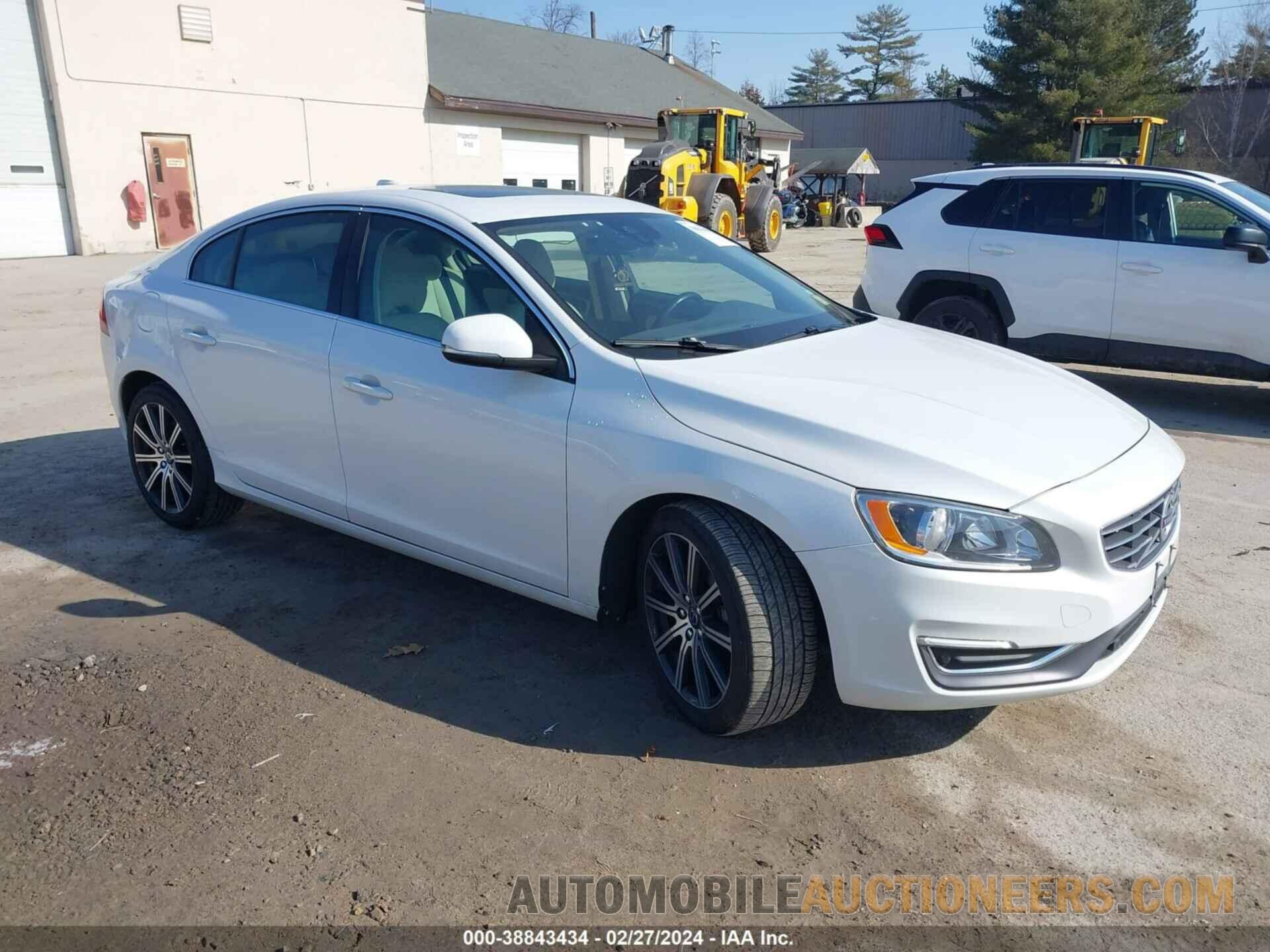 LYV402TK6HB152101 VOLVO S60 INSCRIPTION 2017