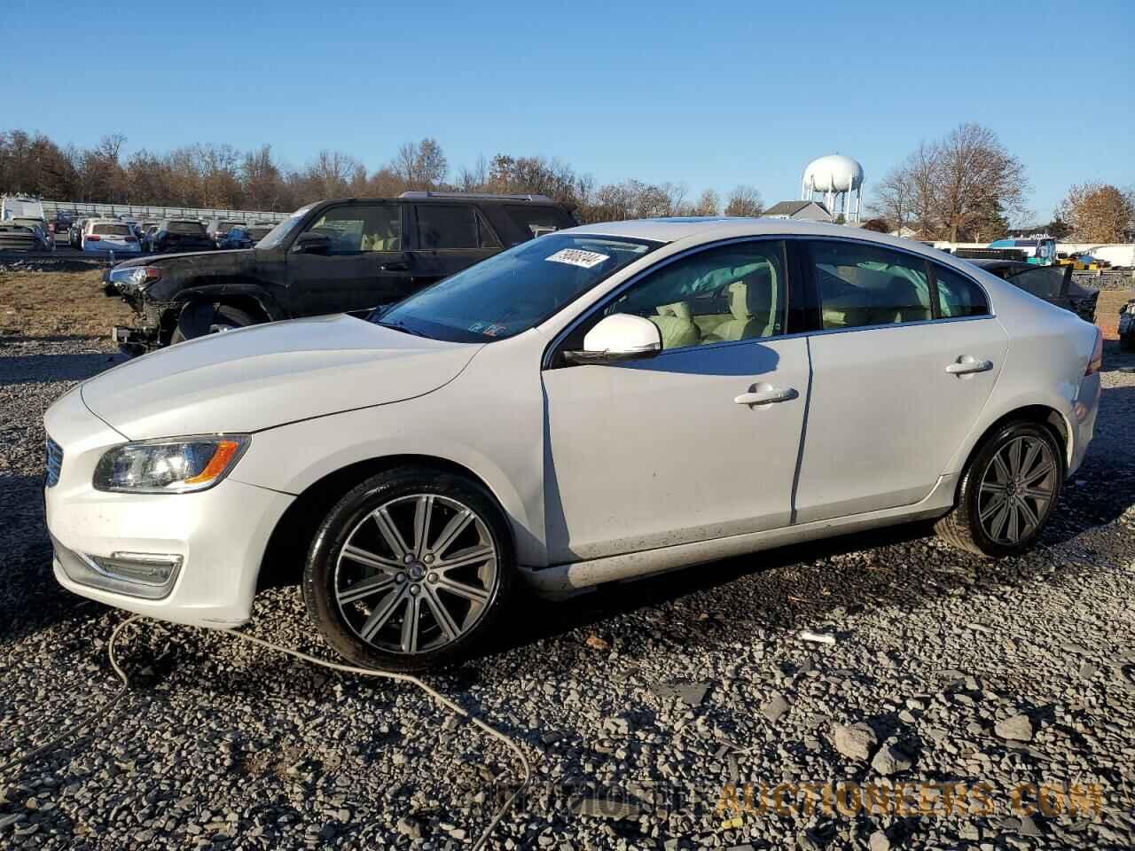 LYV402TK9JB189438 VOLVO S60 2018