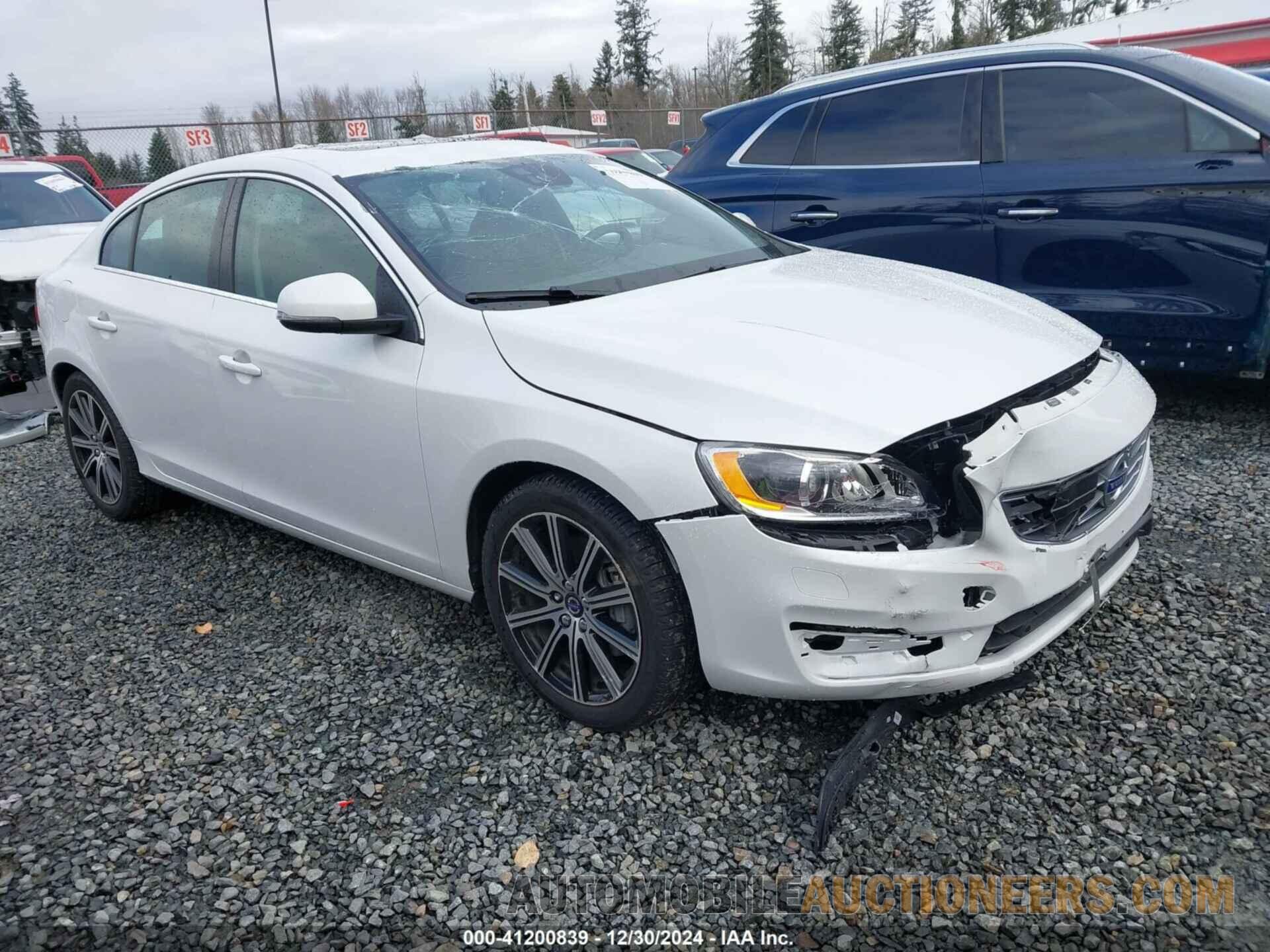 LYV402TM2HB196341 VOLVO S60 INSCRIPTION 2017