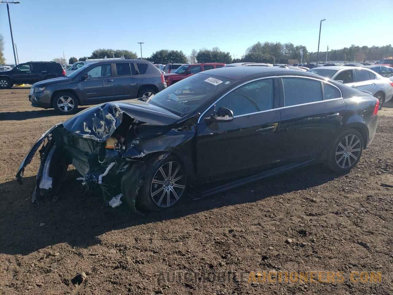 LYV402TM2JB156122 VOLVO S60 2018