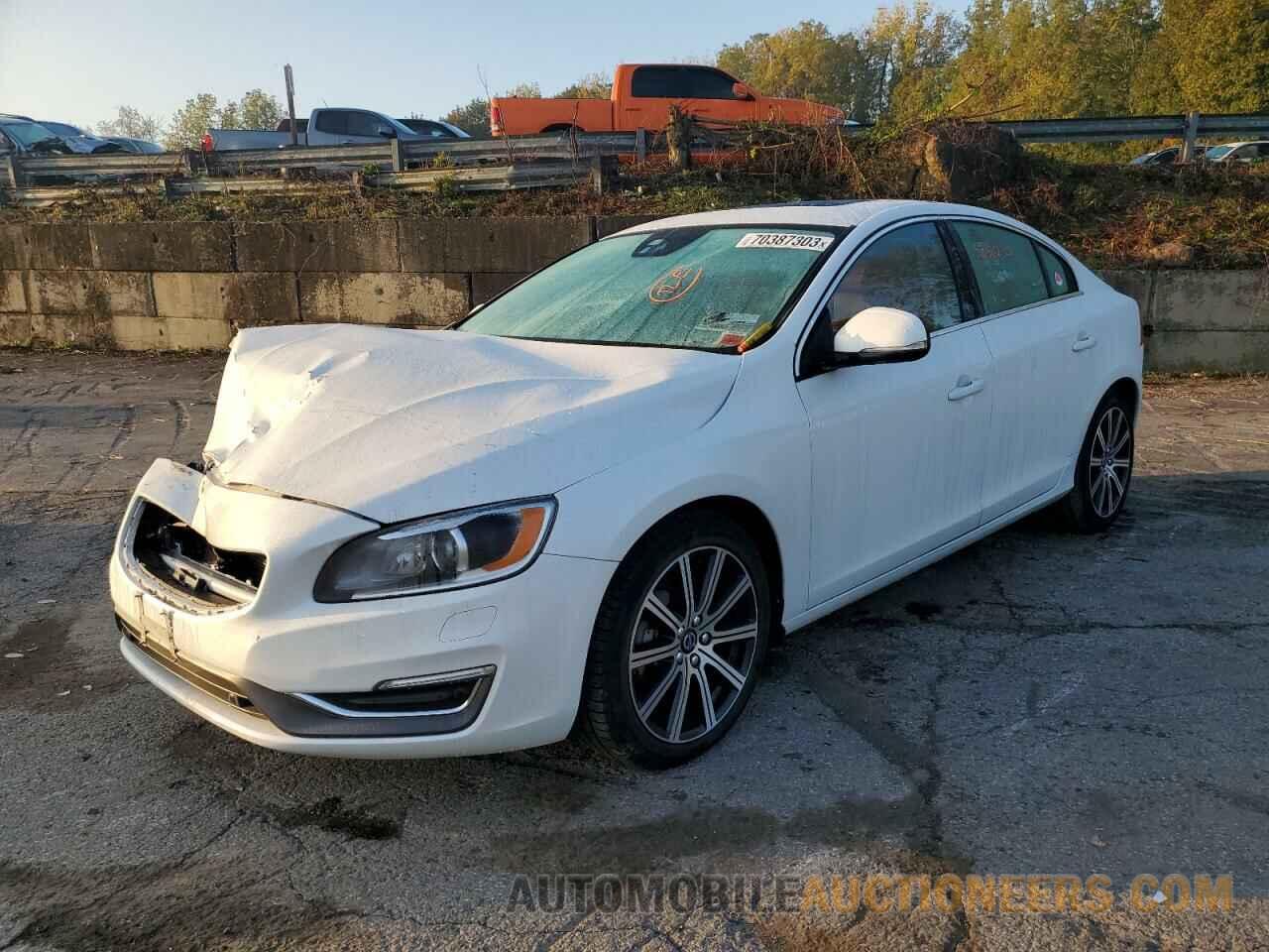 LYV402TM6HB153783 VOLVO S60 2017