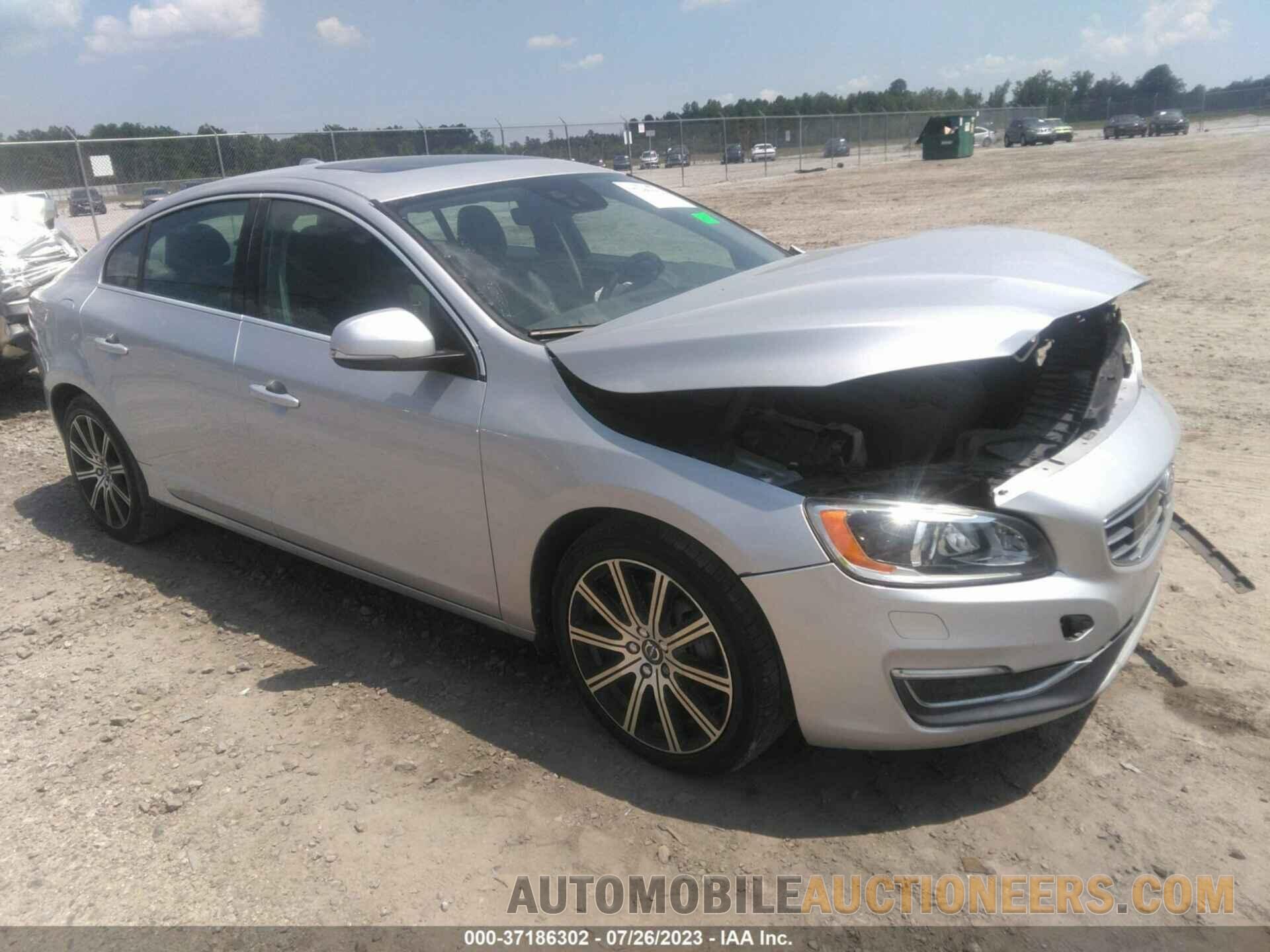 LYV402TMXHB142317 VOLVO S60 2017