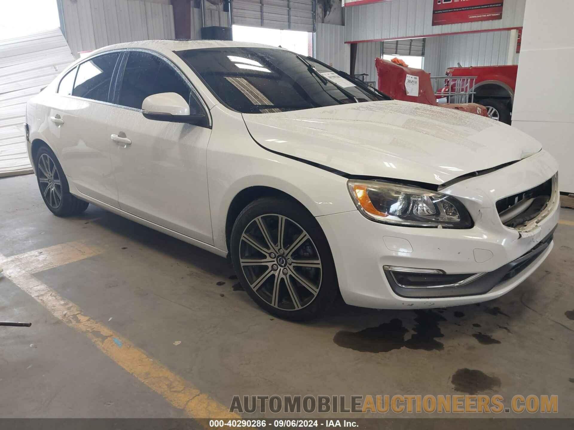 LYV402TMXJB159981 VOLVO S60 INSCRIPTION 2018