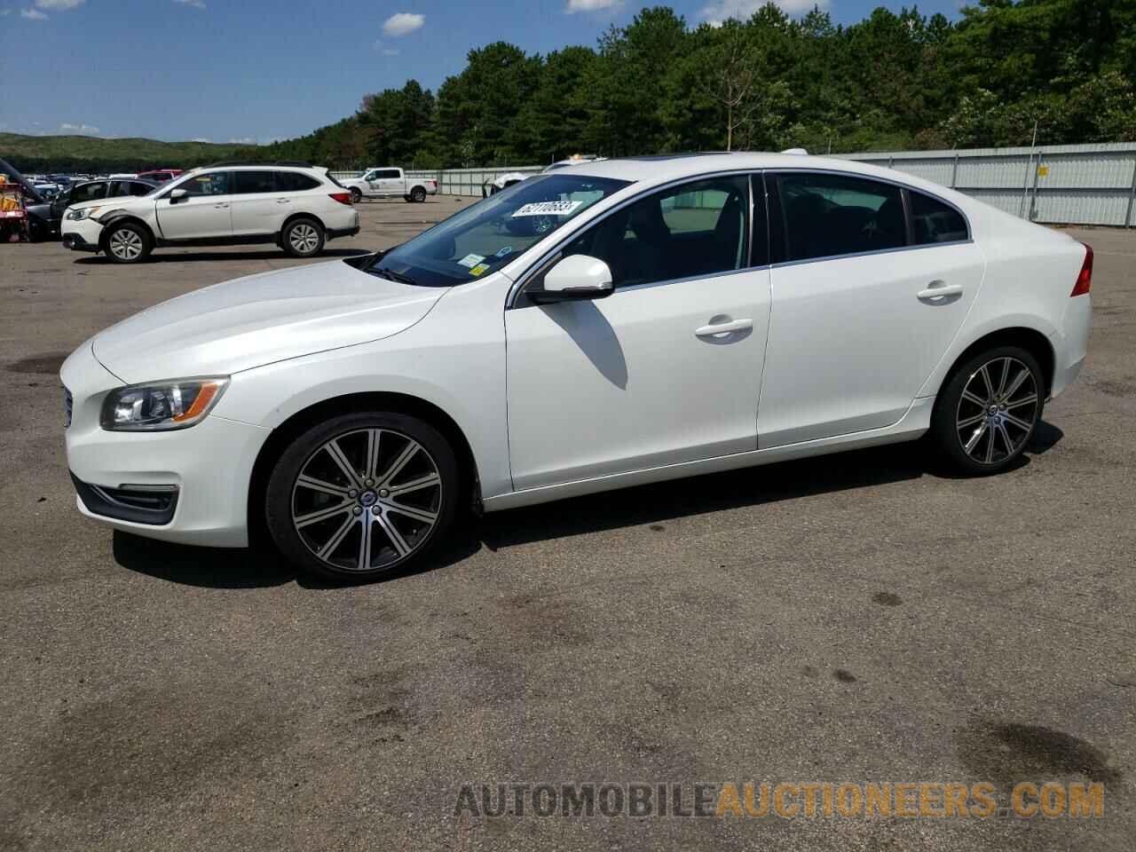 LYV612TKXGB111524 VOLVO S60 2016