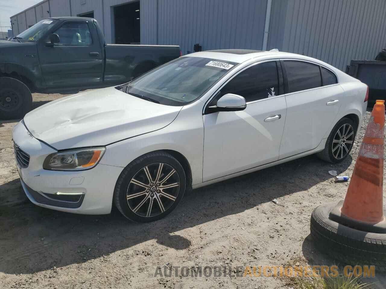 LYV612TMXGB099683 VOLVO S60 2016