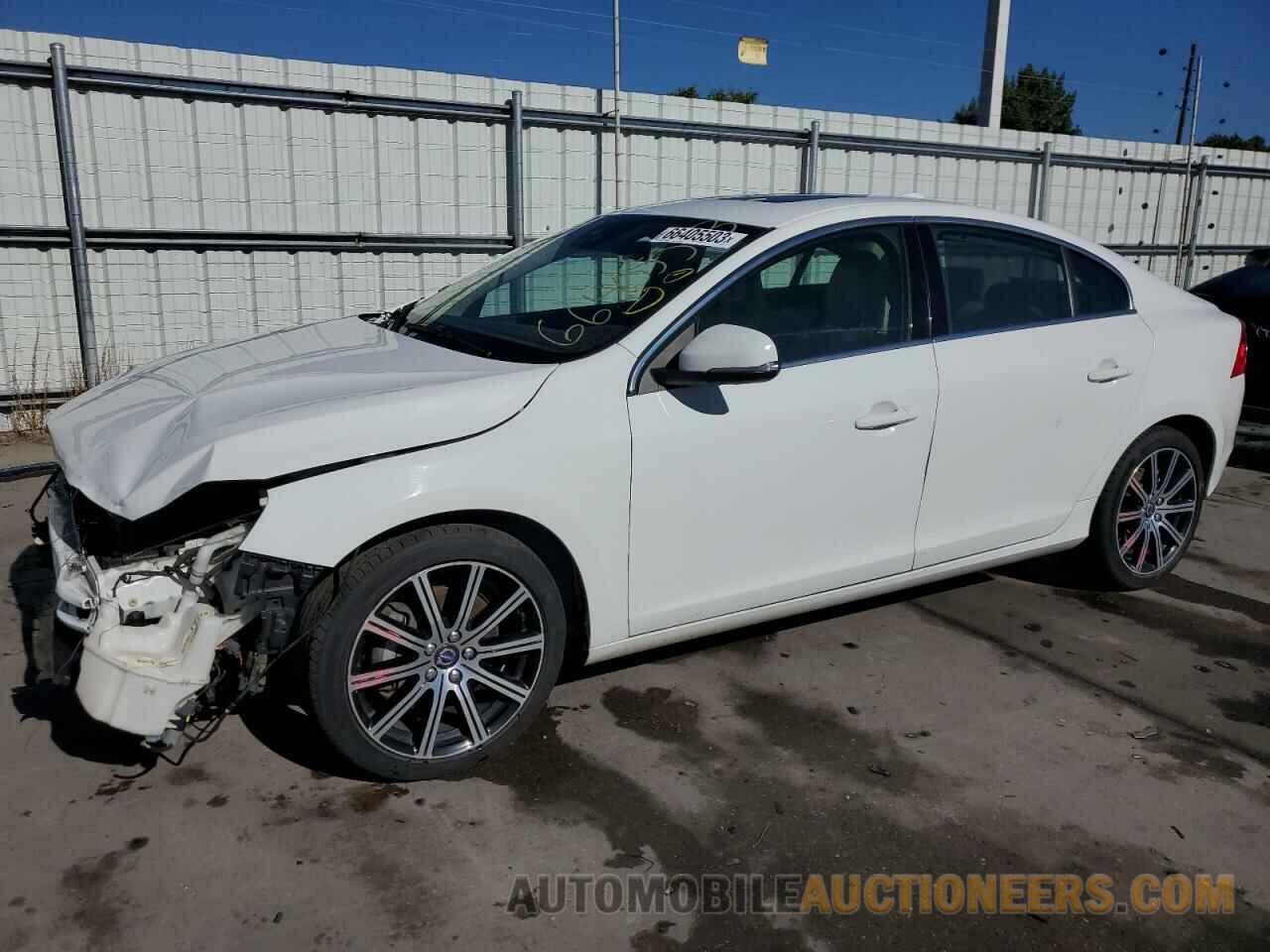 LYV612TMXGB101741 VOLVO S60 2016