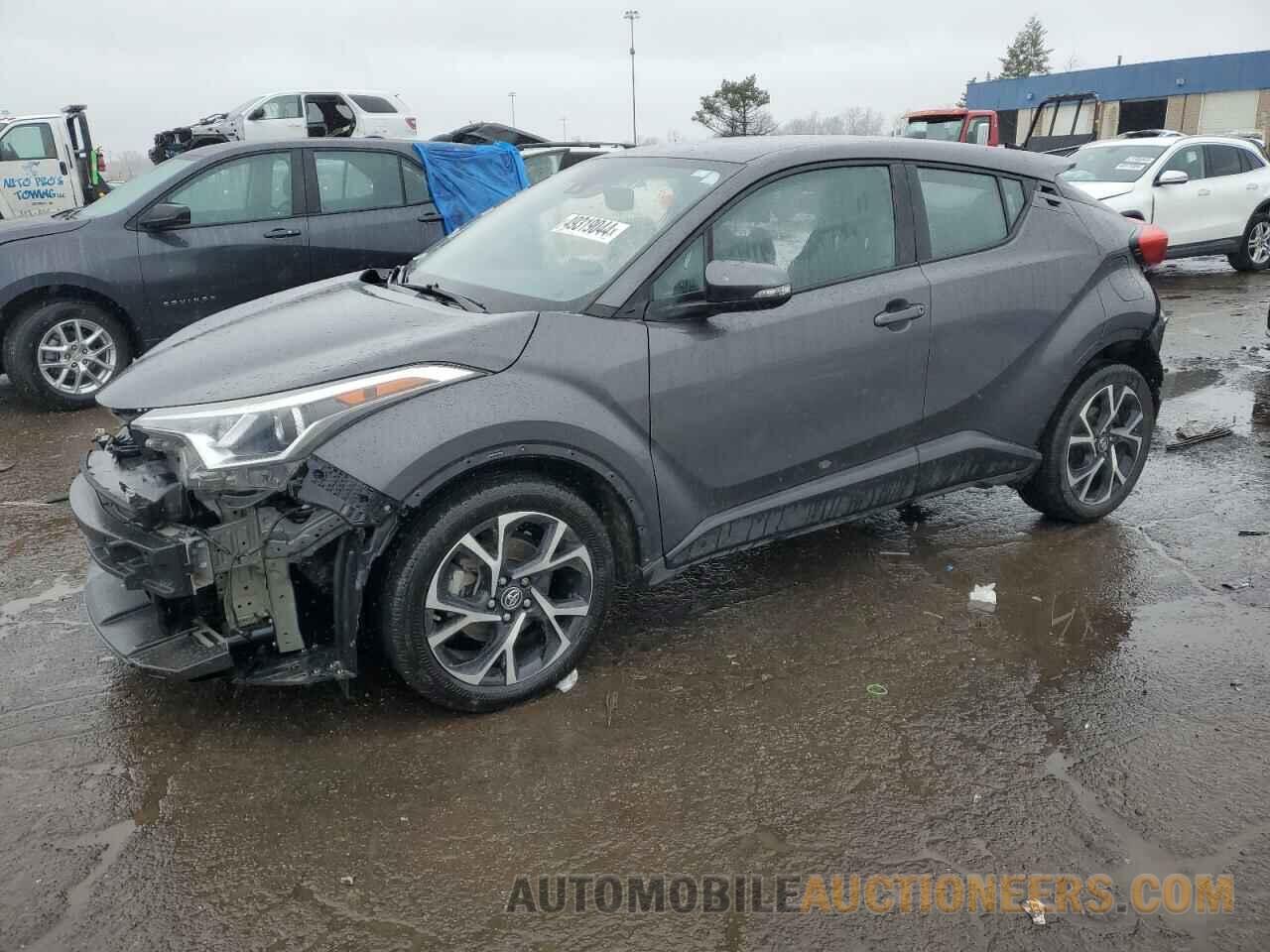 NMTKHMBX0JR023603 TOYOTA C-HR 2018