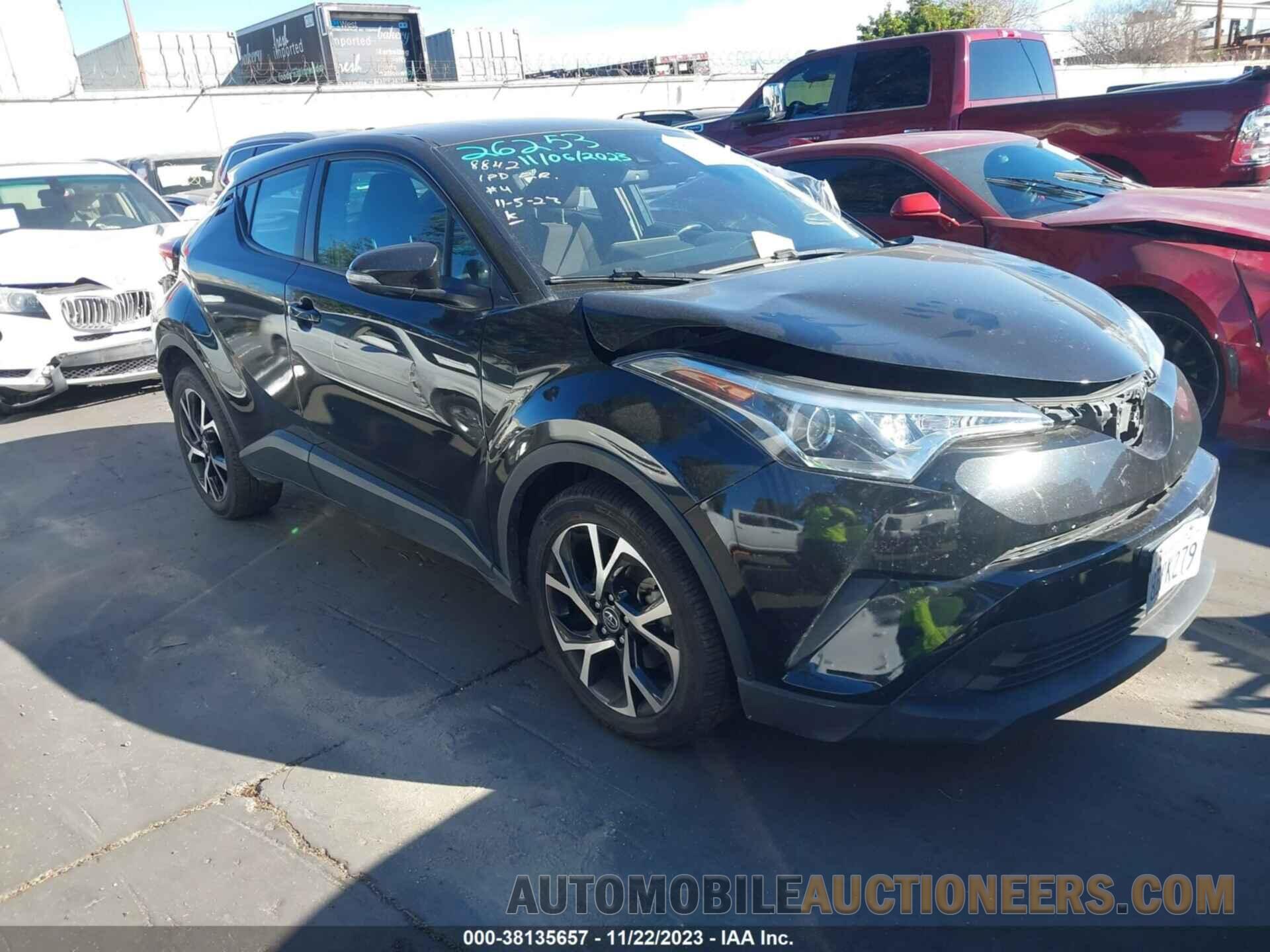 NMTKHMBX0JR036772 TOYOTA C-HR 2018