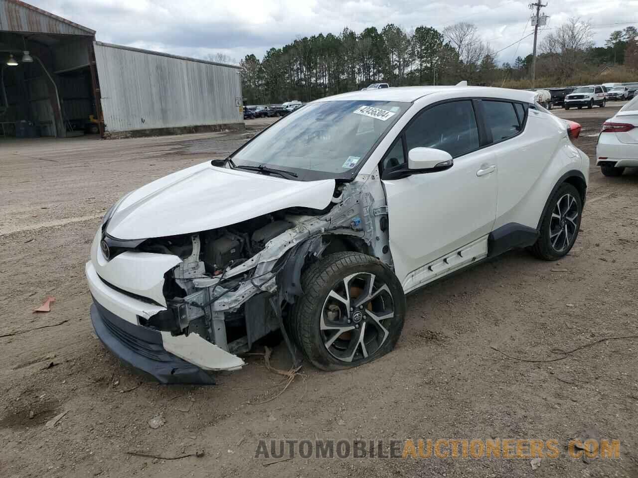 NMTKHMBX0JR051076 TOYOTA C-HR 2018