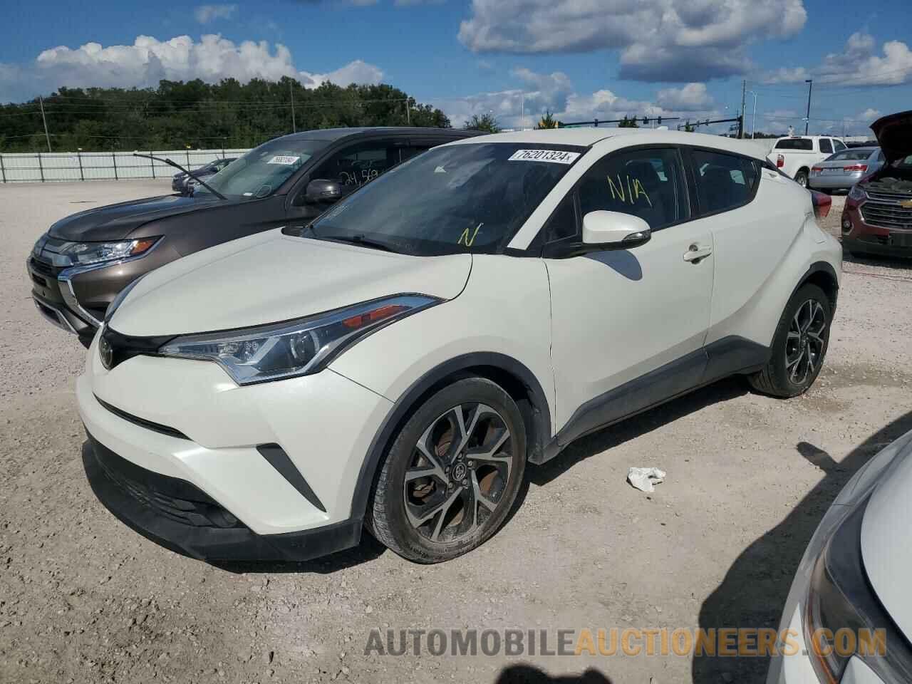 NMTKHMBX1JR002274 TOYOTA C-HR 2018