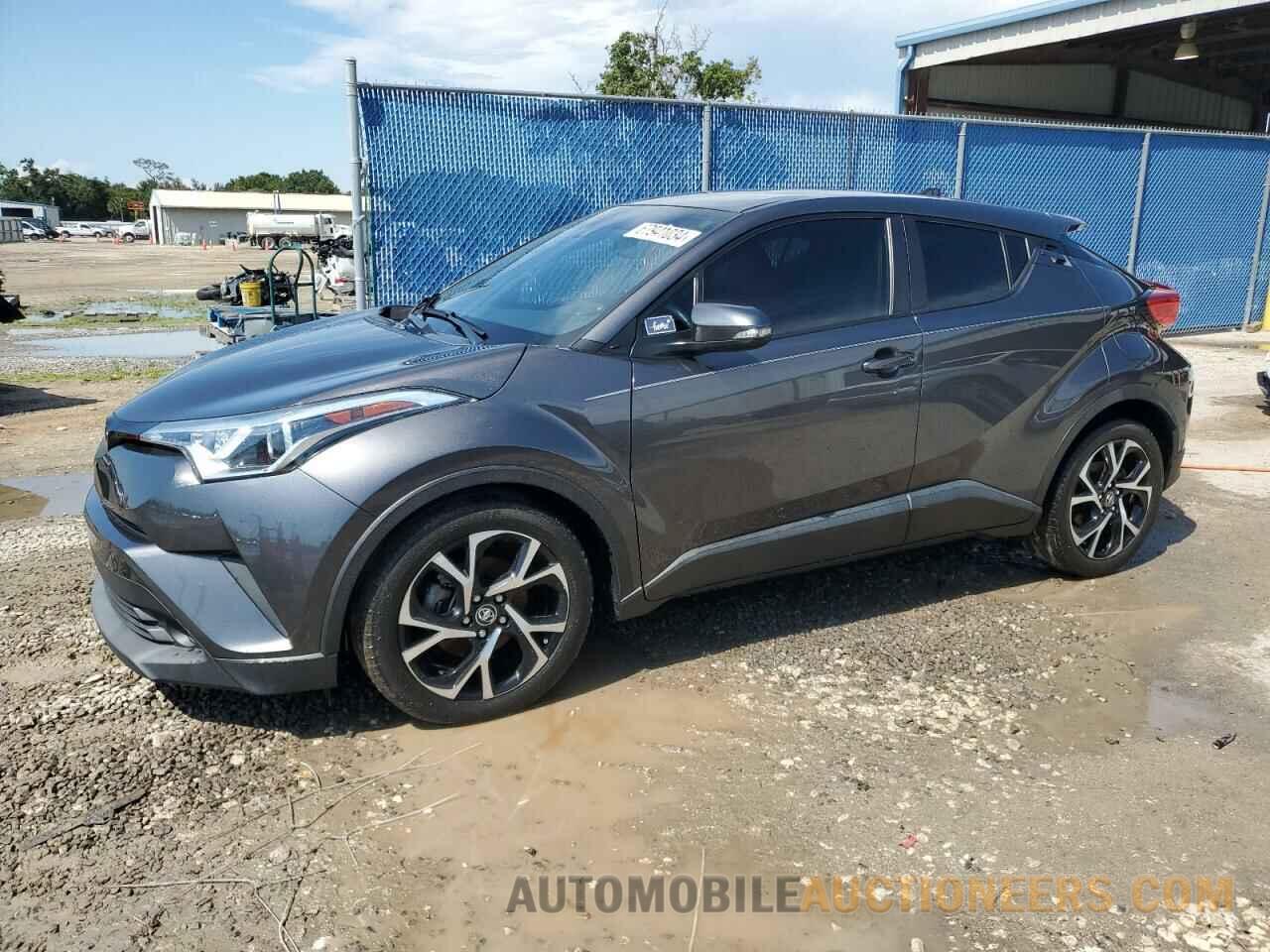 NMTKHMBX1JR036392 TOYOTA C-HR 2018