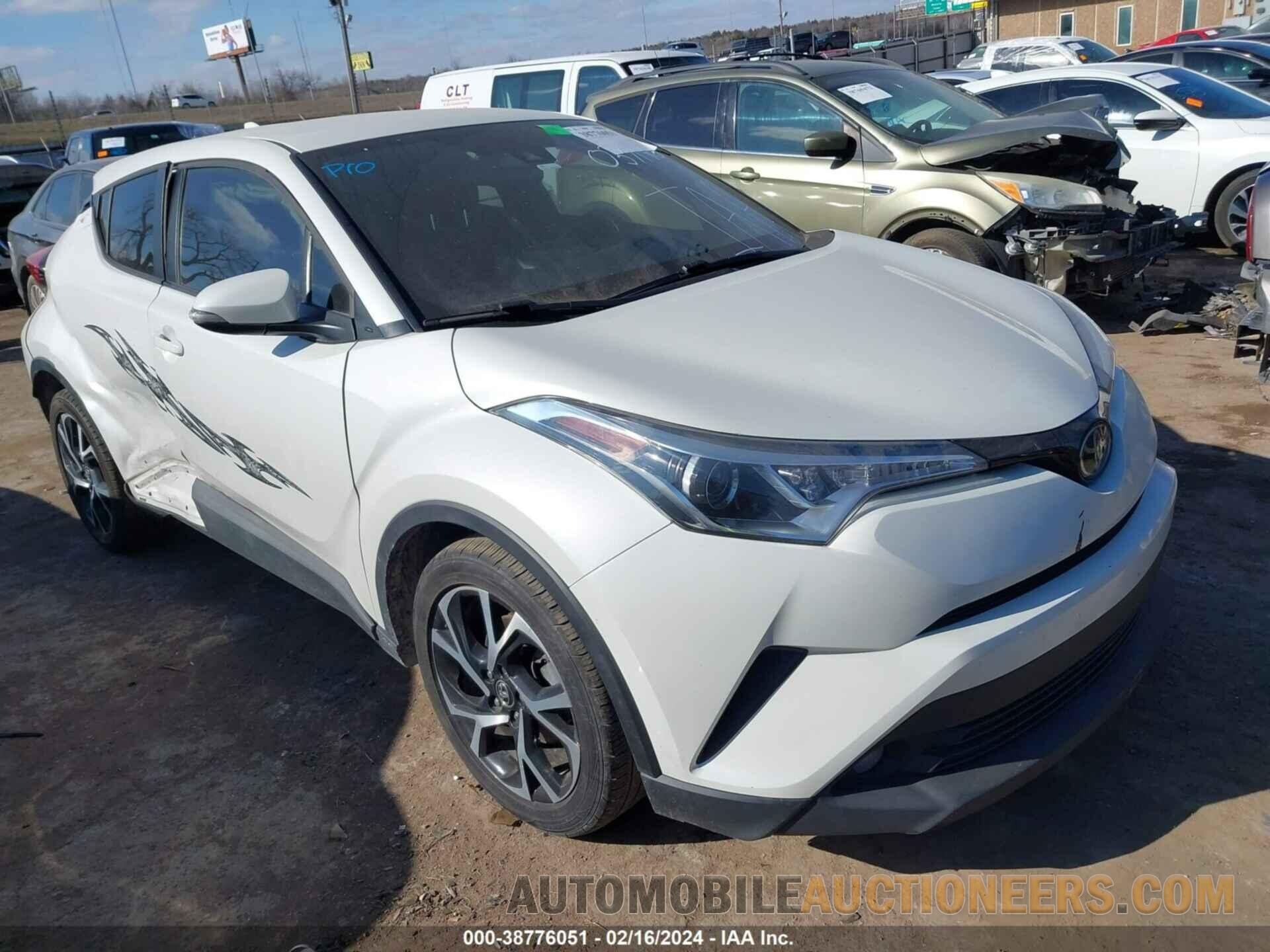 NMTKHMBX1JR037140 TOYOTA C-HR 2018