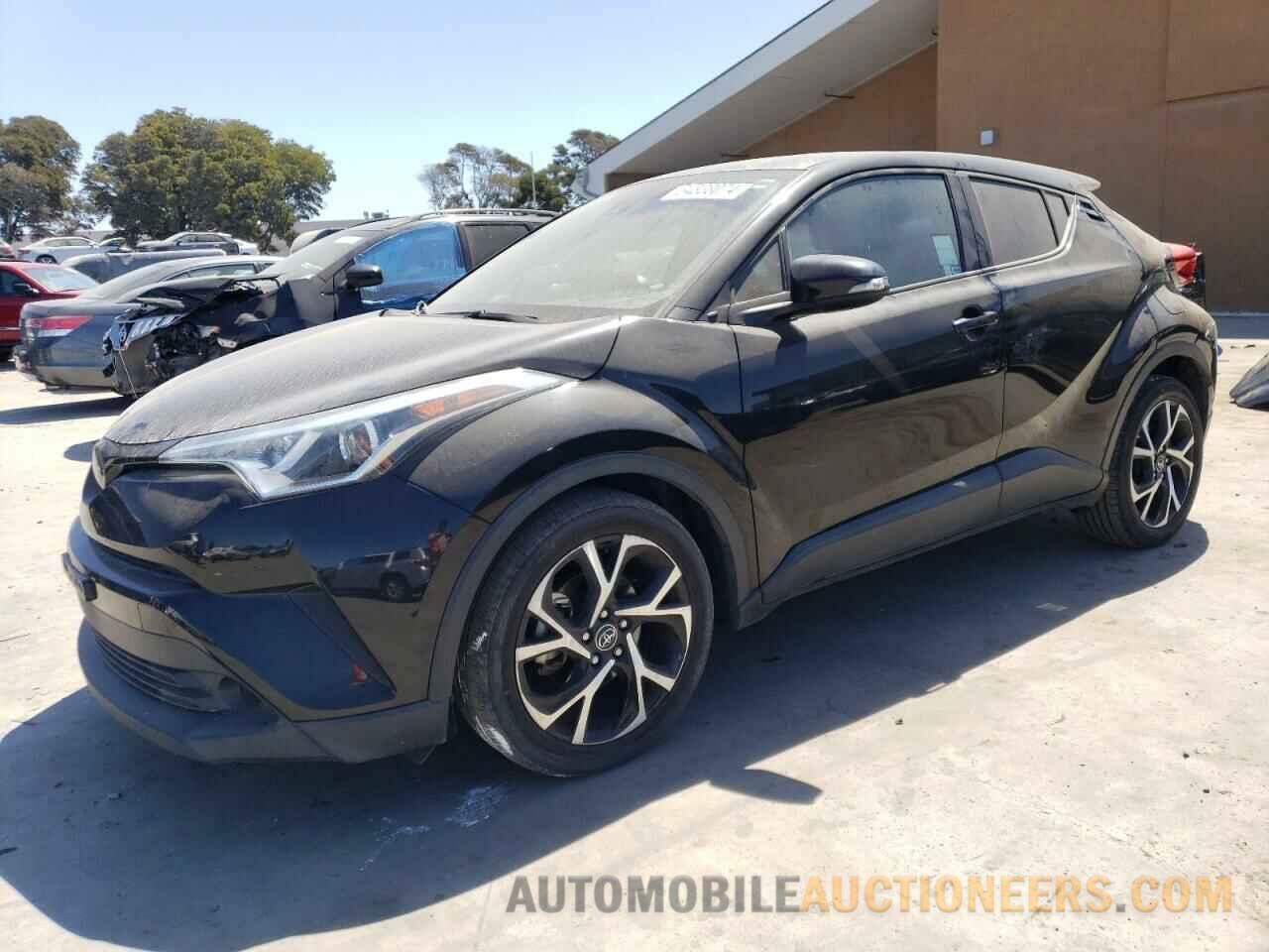 NMTKHMBX1JR040863 TOYOTA C-HR 2018