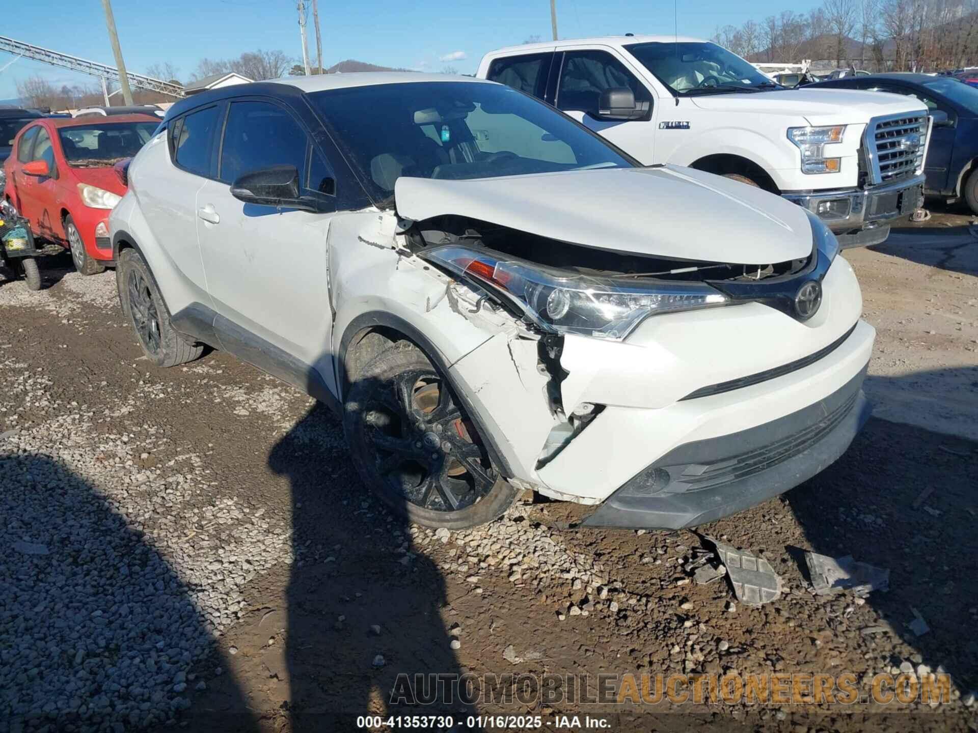 NMTKHMBX1JR050938 TOYOTA C-HR 2018