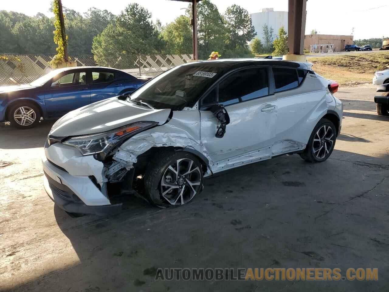 NMTKHMBX1KR096383 TOYOTA C-HR 2019