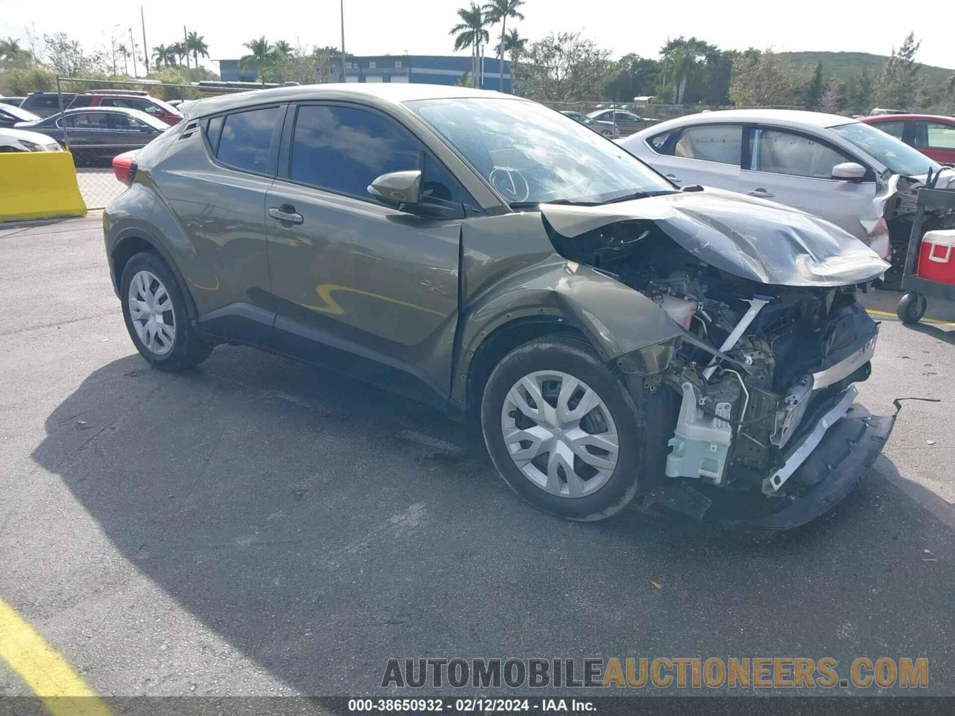 NMTKHMBX1MR130566 TOYOTA C-HR 2021