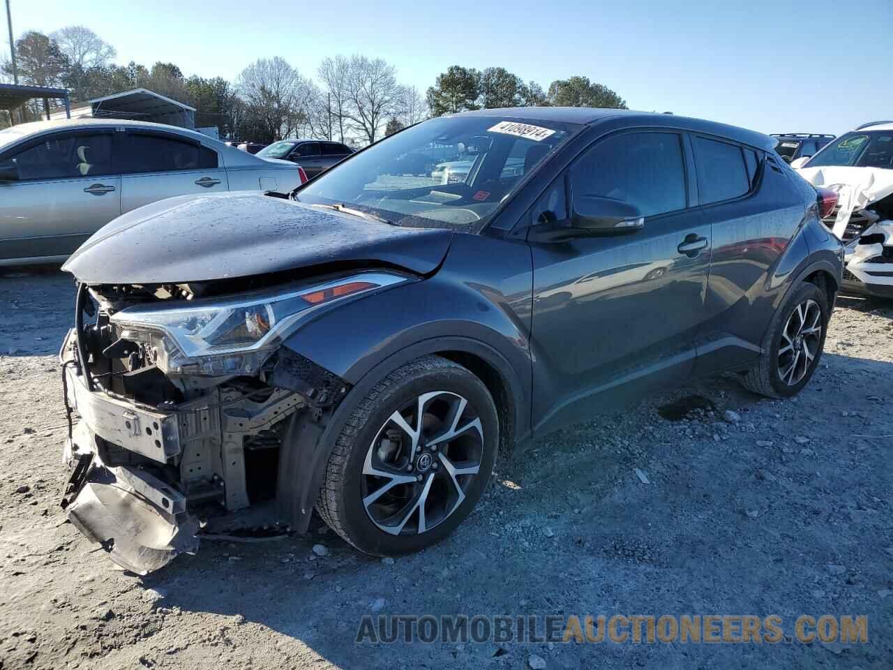 NMTKHMBX2JR018855 TOYOTA C-HR 2018