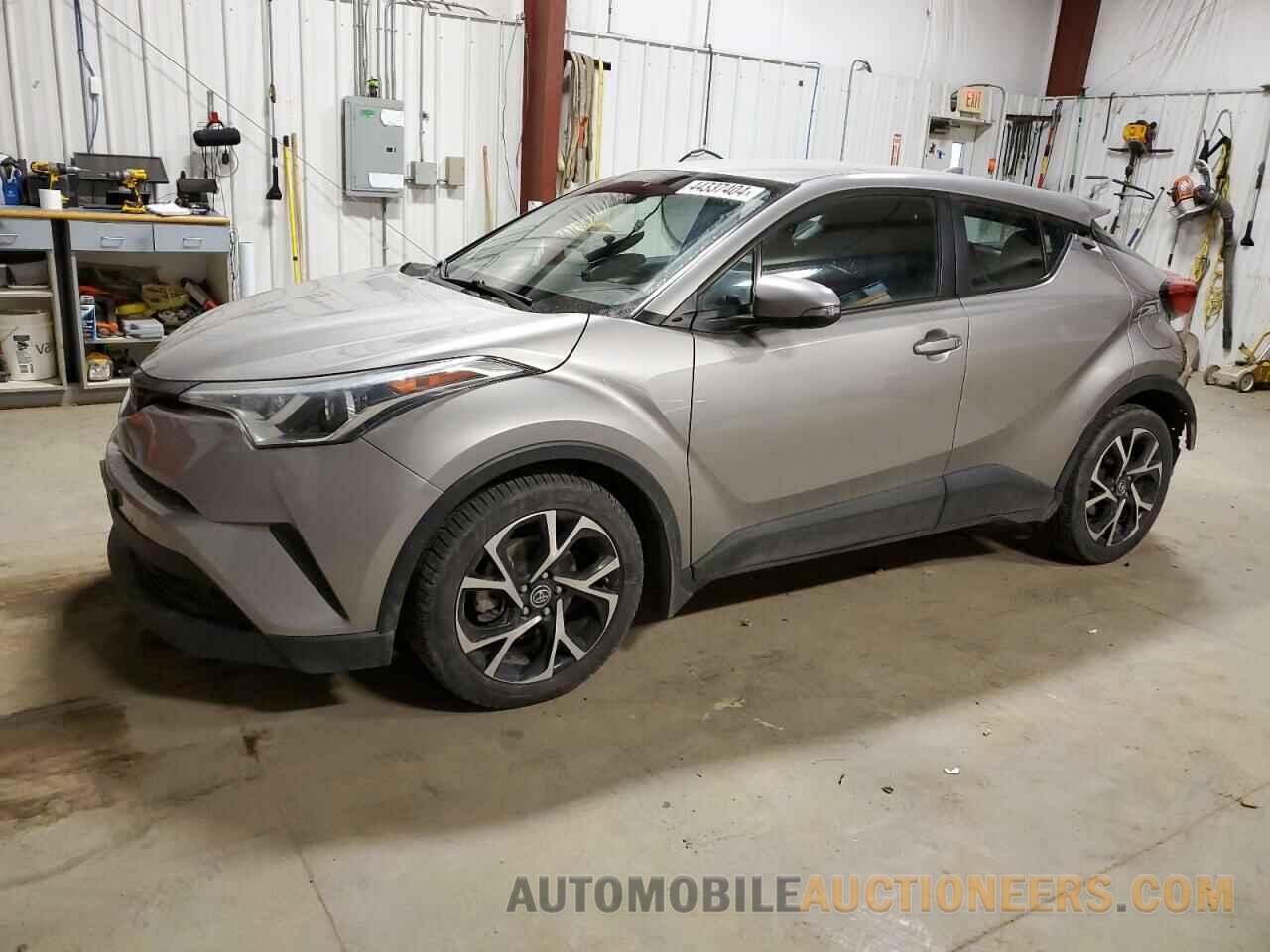 NMTKHMBX2JR028415 TOYOTA C-HR 2018