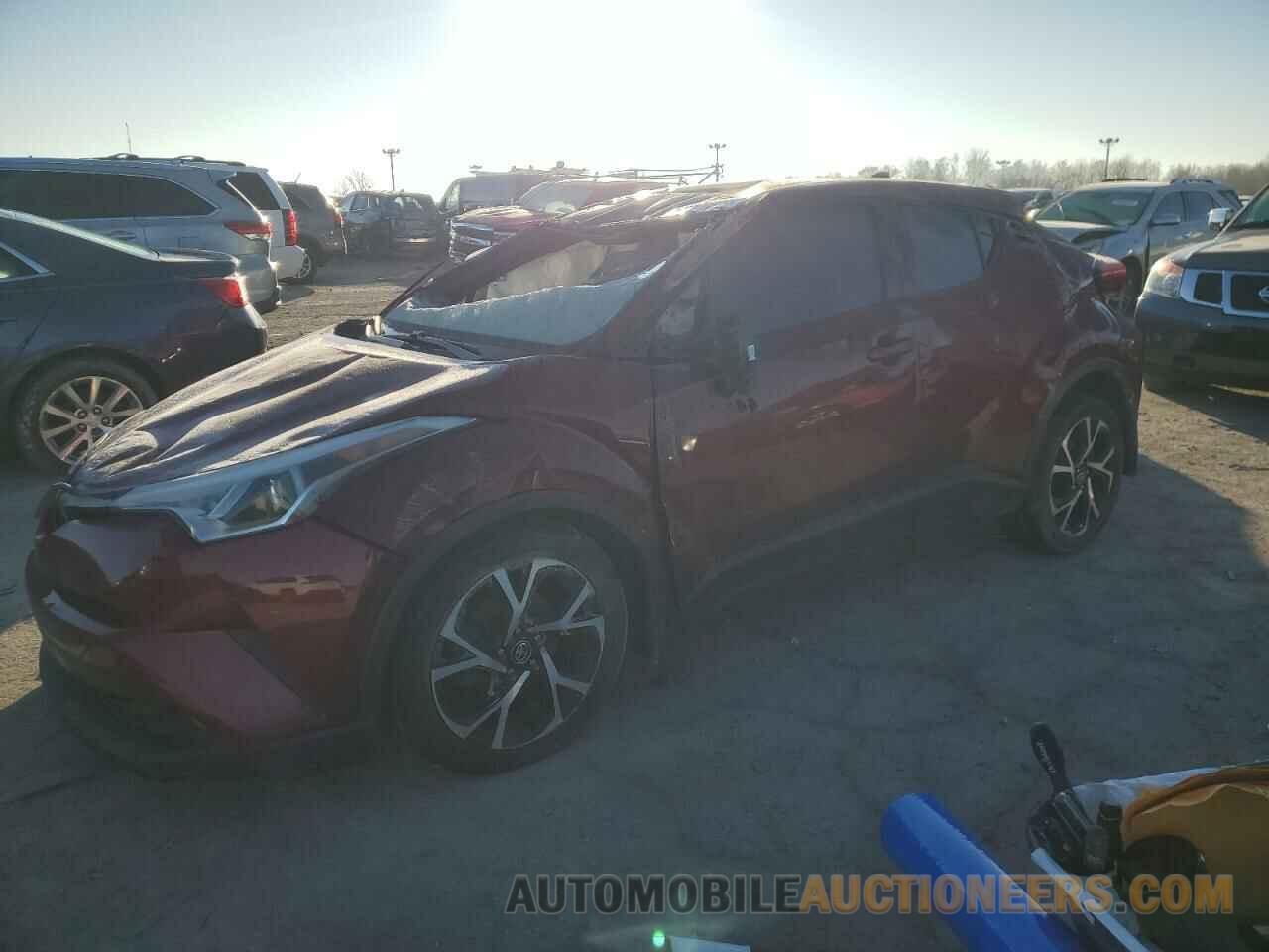 NMTKHMBX2JR033341 TOYOTA C-HR 2018