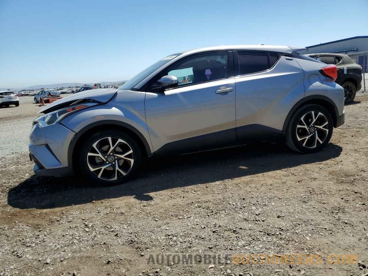 NMTKHMBX2JR039365 TOYOTA C-HR 2018