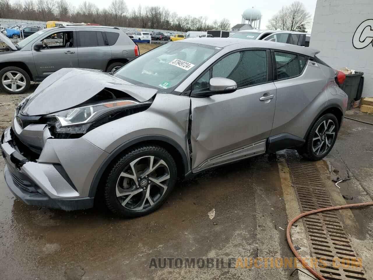 NMTKHMBX2JR039902 TOYOTA C-HR 2018