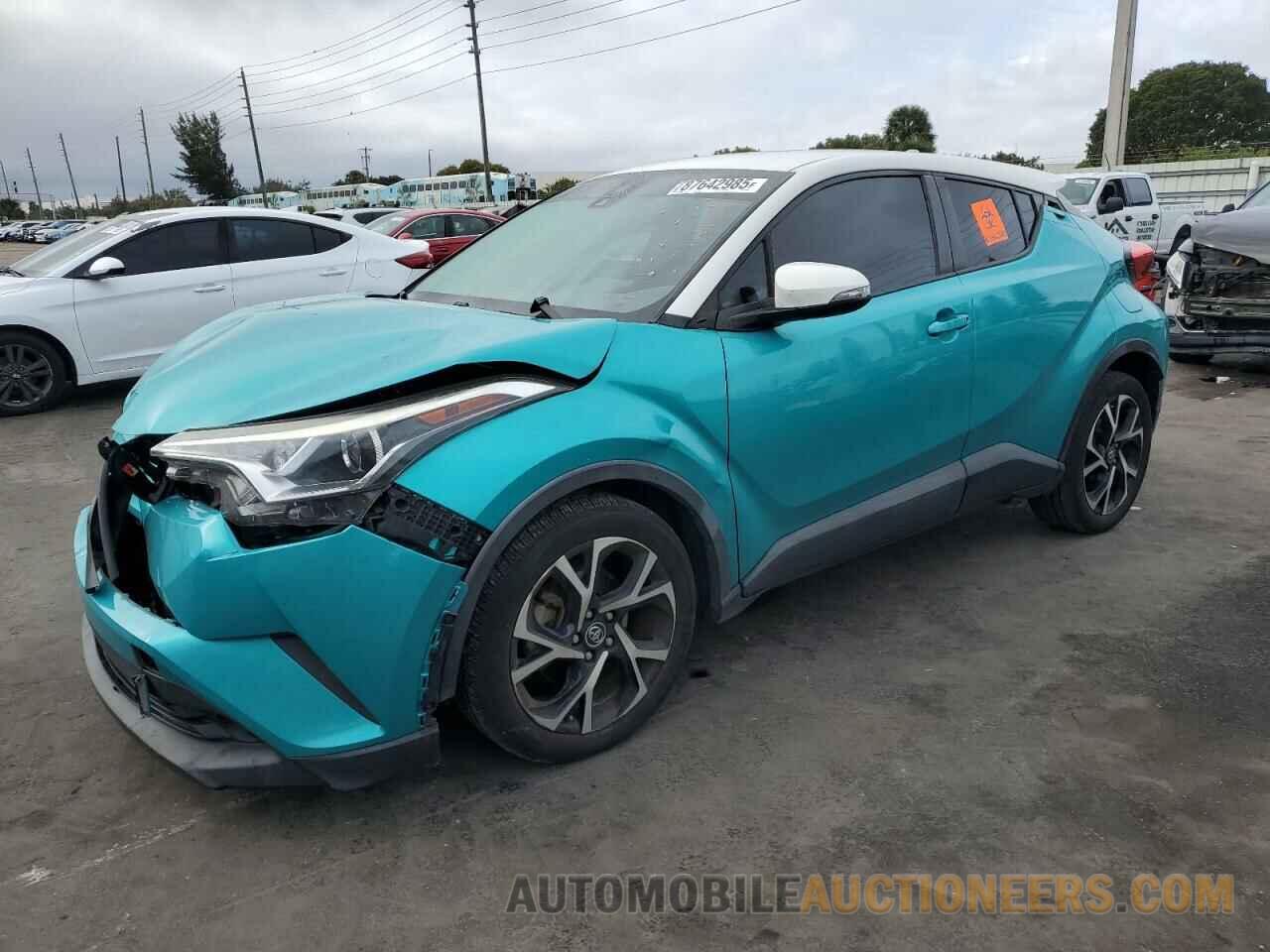 NMTKHMBX2JR041875 TOYOTA C-HR 2018